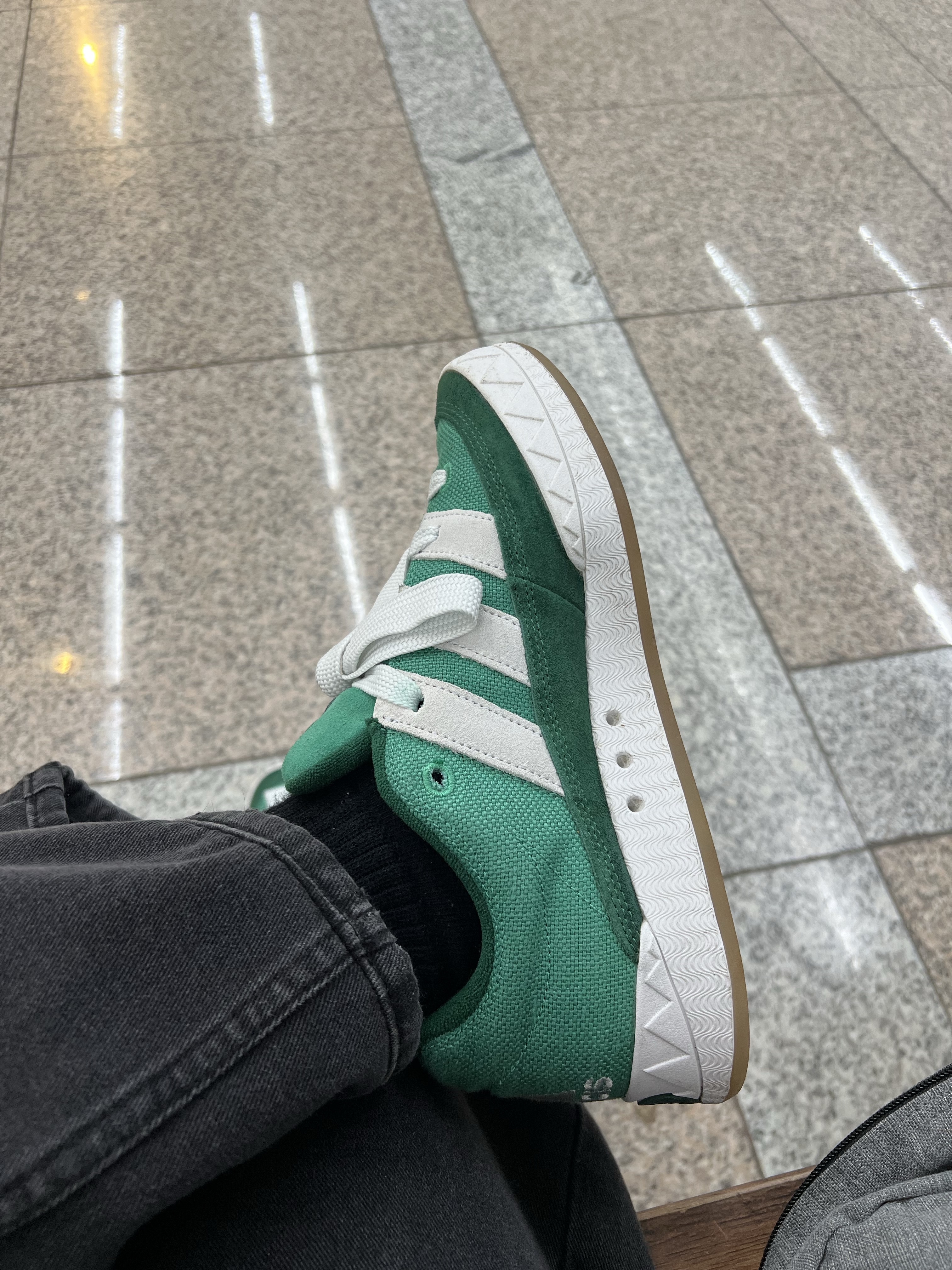 Adidas Adimatic Green 착용 스타일 - 2