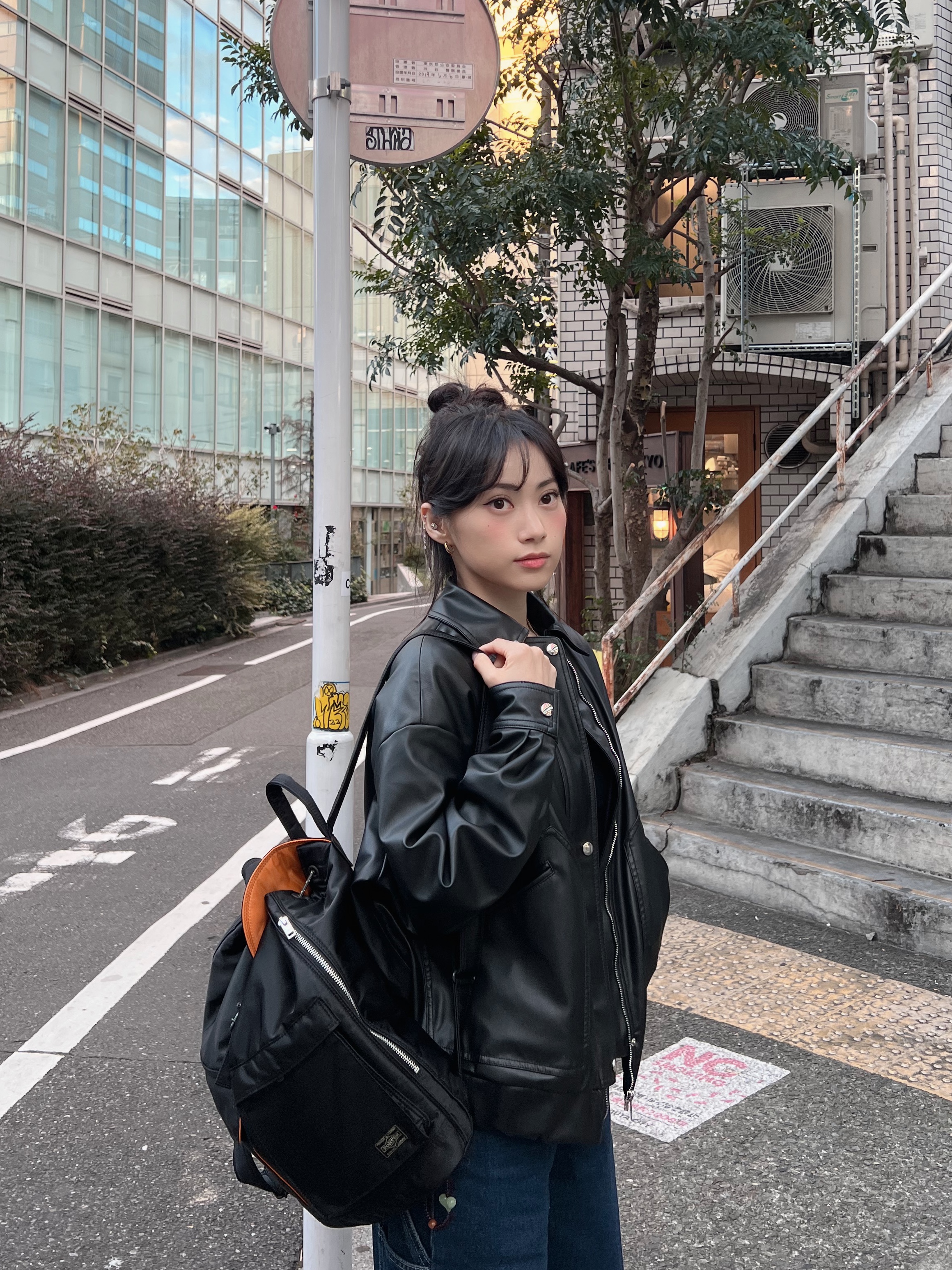 Porter Tanker Backpack Black 착용 스타일