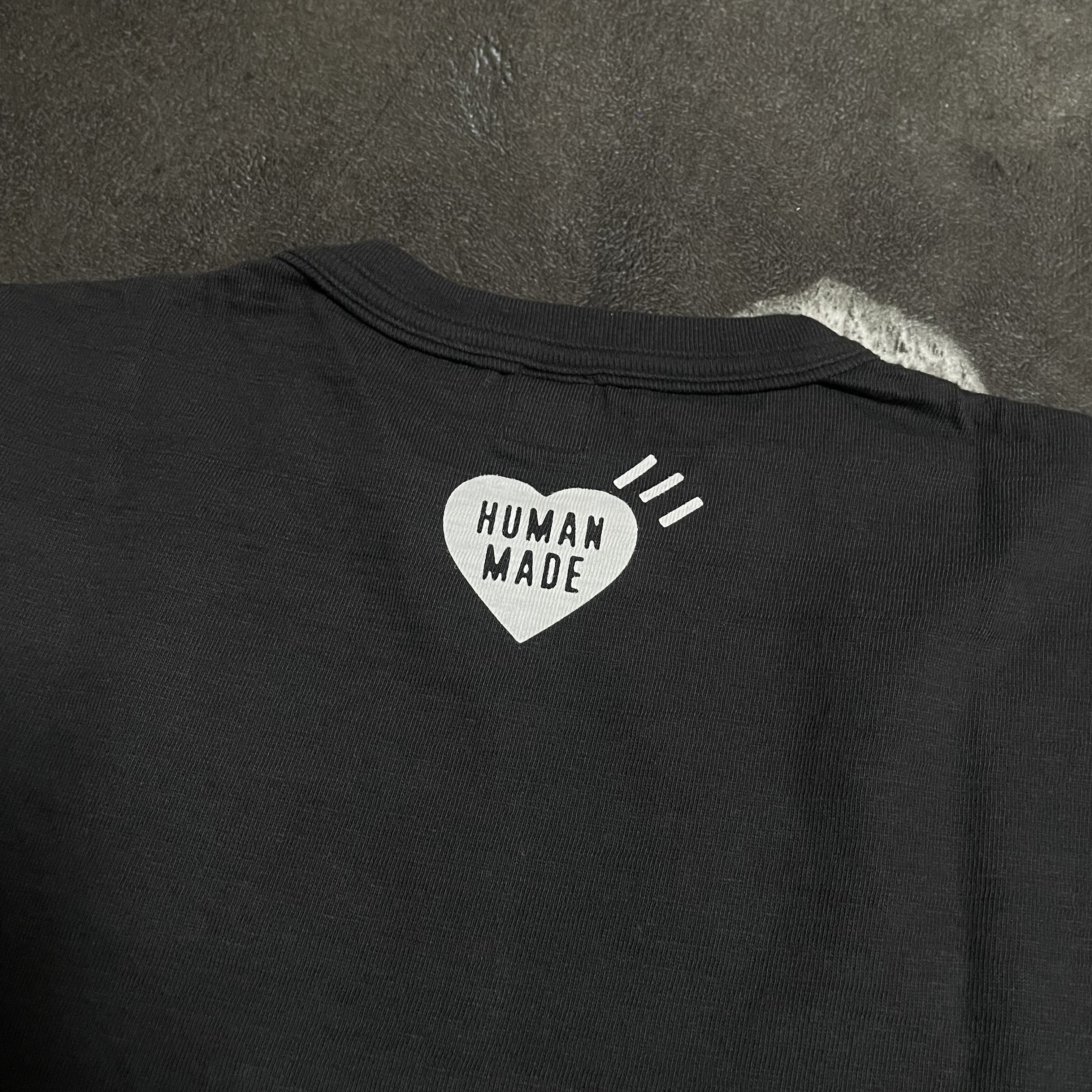 Human Made Worksout 20th Anniversary Jindo Dog Graphic T-Shirt Black, Human Made Worksout 20th Anniversary Jindo Dog Card Case White 착용 스타일 - 4