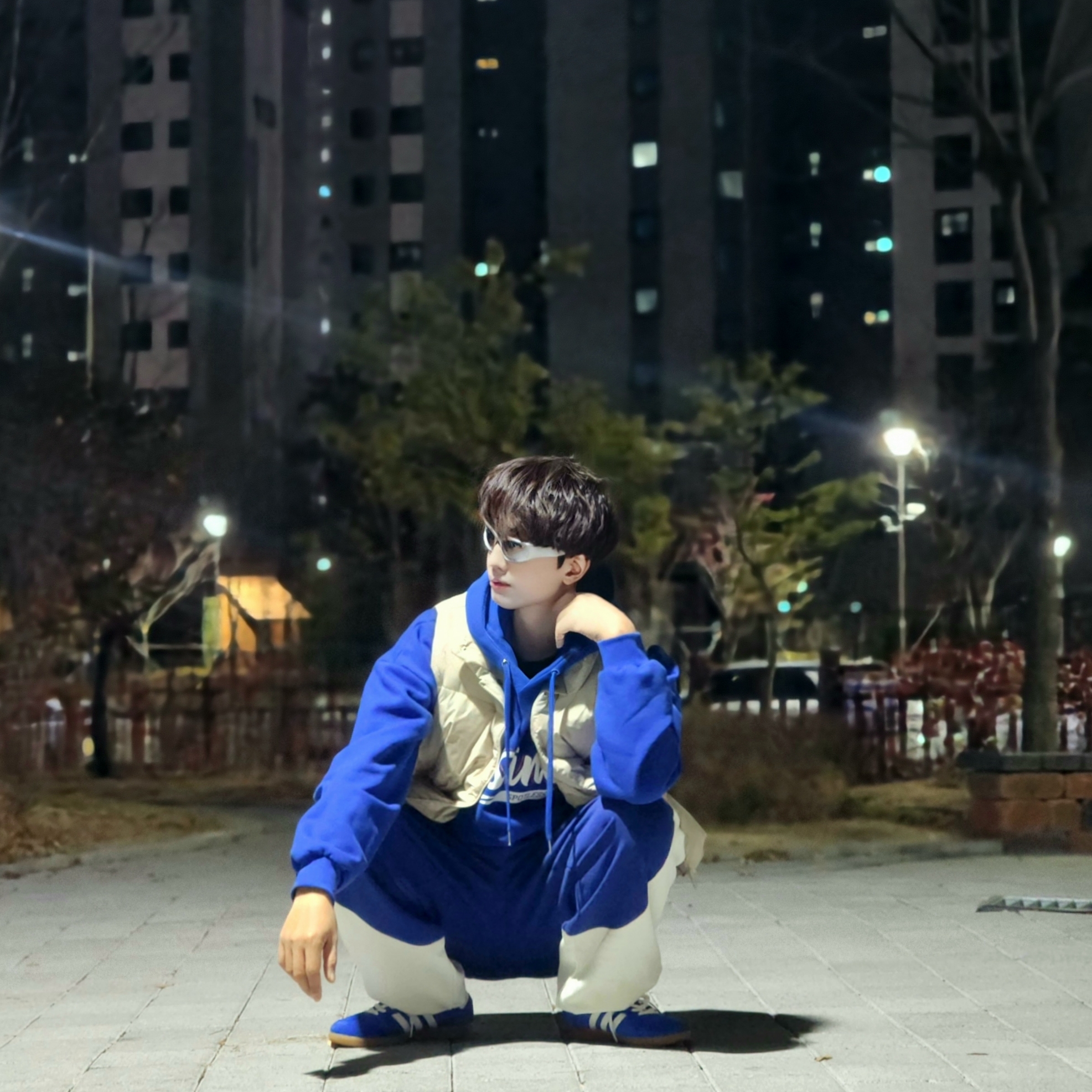 Adidas Samba OG Royal Blue 착용 스타일 - 3