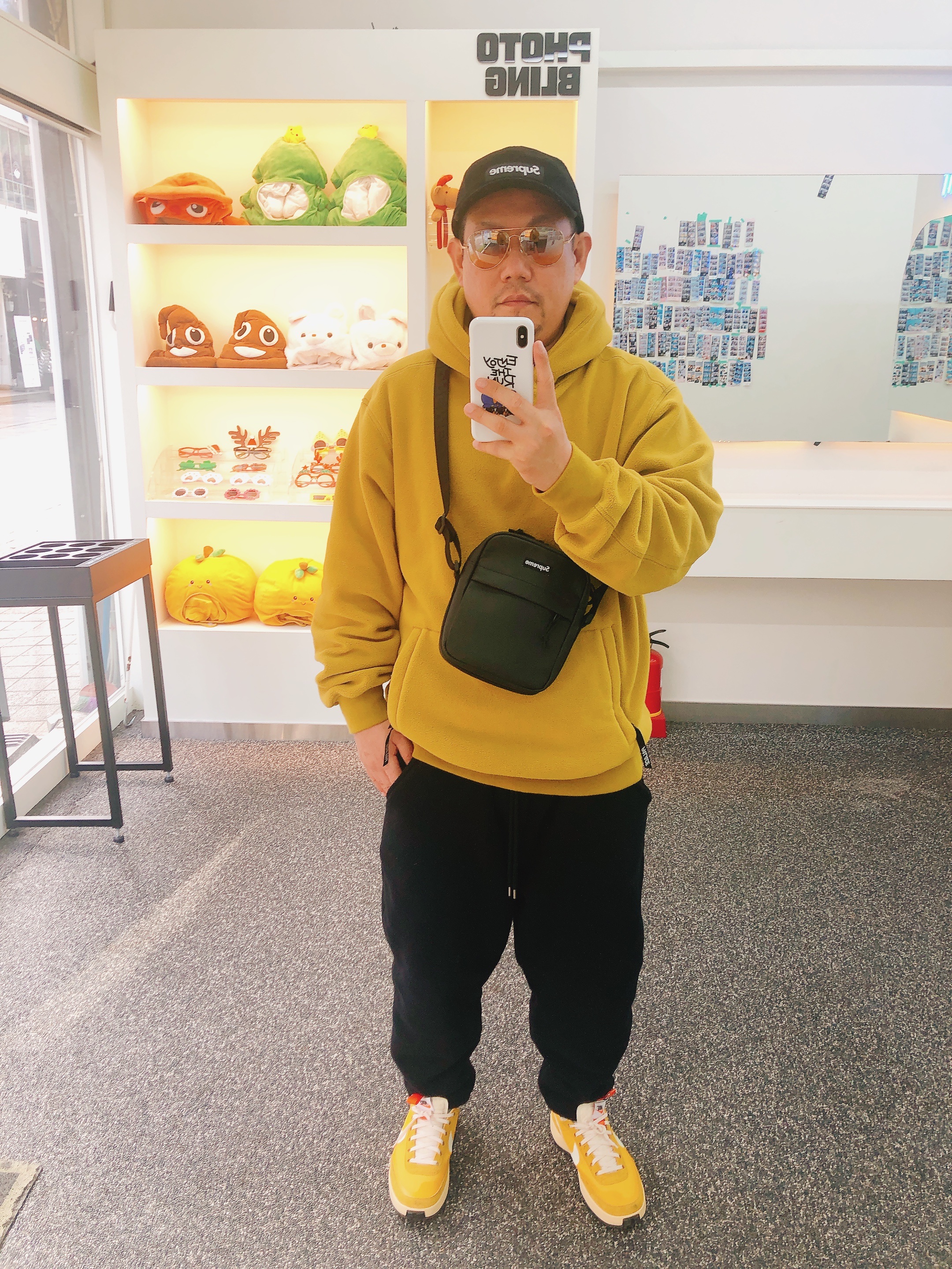 Nike x Tom Sachs General Purpose Shoe Archive, Supreme Leather Shoulder Bag Black - 23FW 착용 스타일