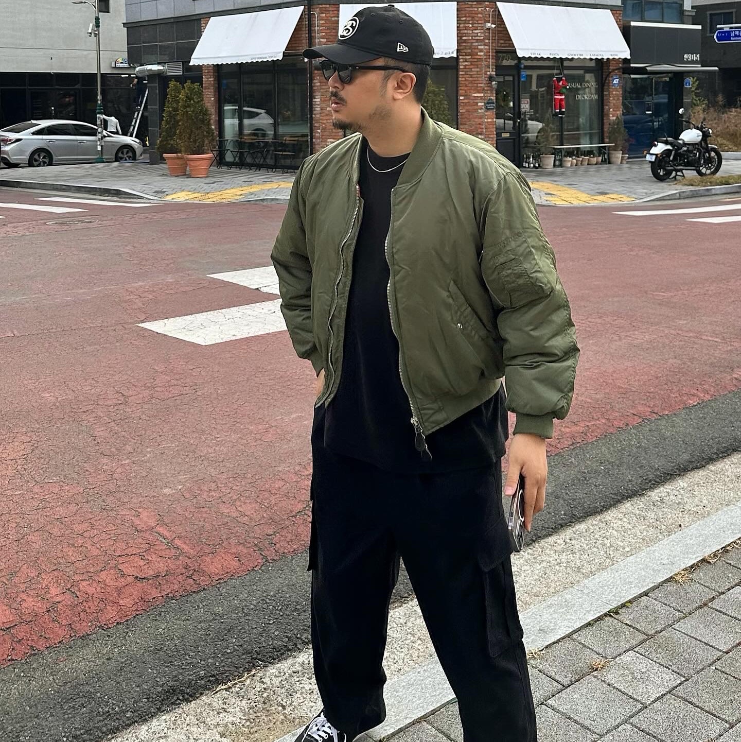 Stussy SS Link 9Twenty Cap Black, Swatch x Omega Bioceramic MoonSwatch Mission To The Moon 착용 스타일 - 2