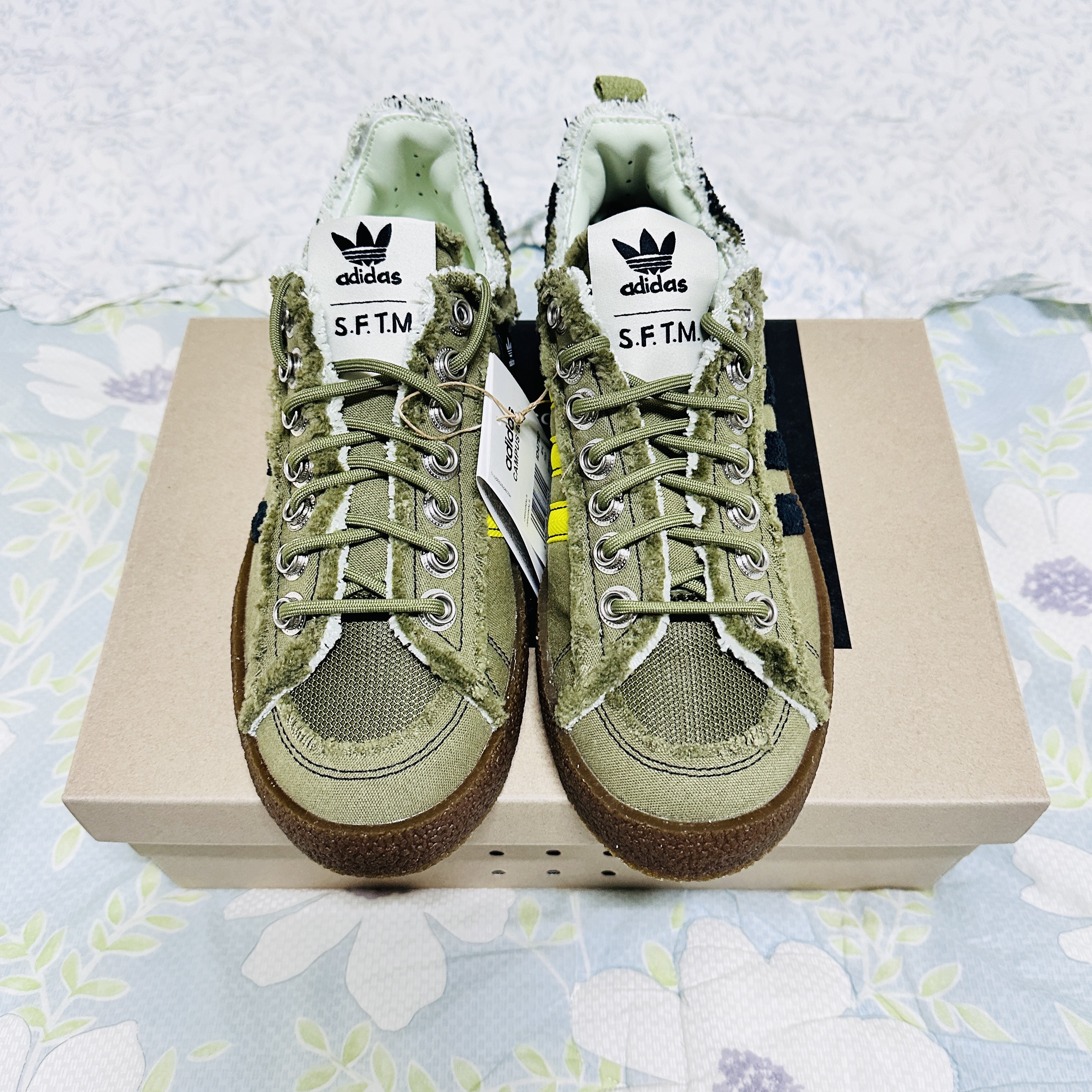 Adidas x Song for the Mute Campus 80s Focus Olive Core Black 착용 스타일 - 2
