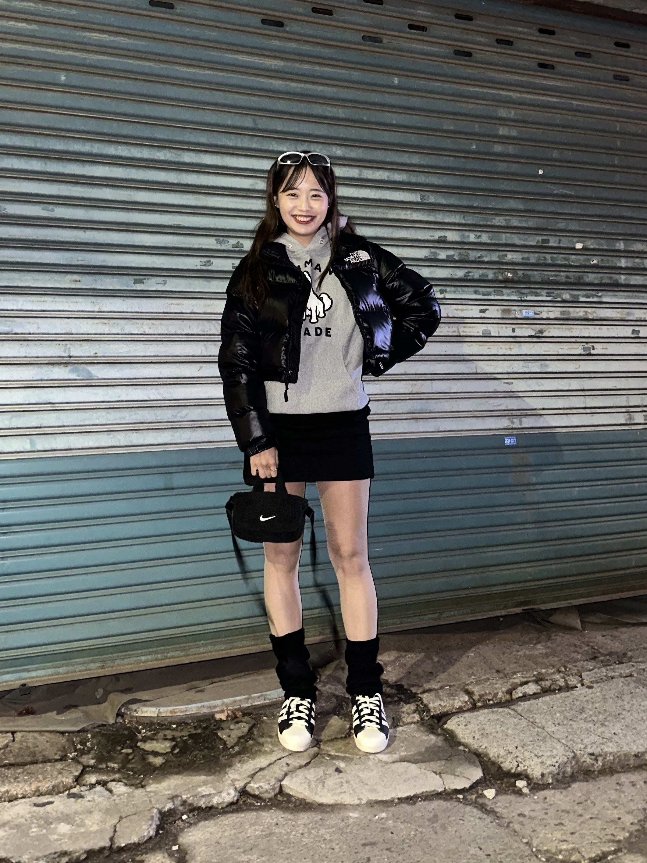 Human Made Worksout 20th Anniversary Jindo Dog Heavy Weight Hoodie Grey, (Kids) Nike NSW Faux Fur Crossbody Bag Black 착용 스타일 - 4