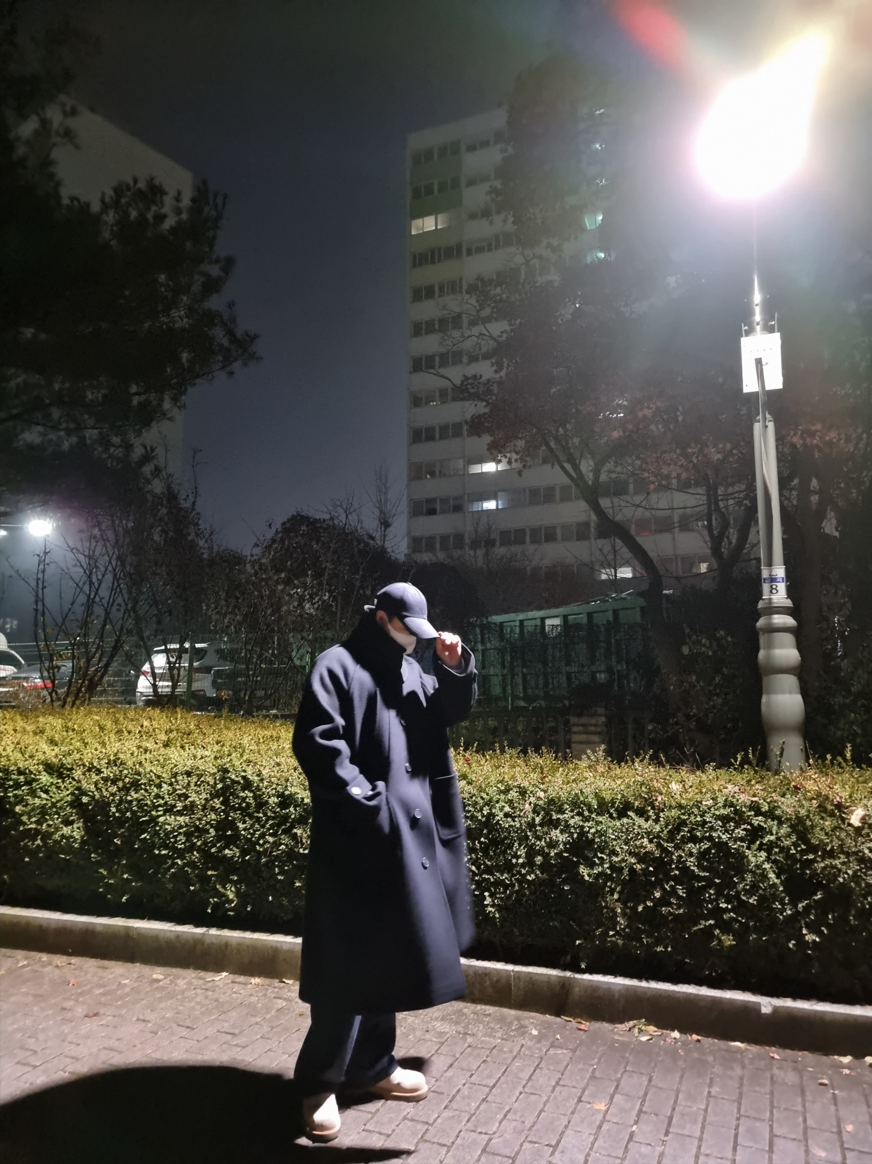 Undermycar Legion.02 Balmacaan Oversized Wool Coat Black 착용 스타일 - 1