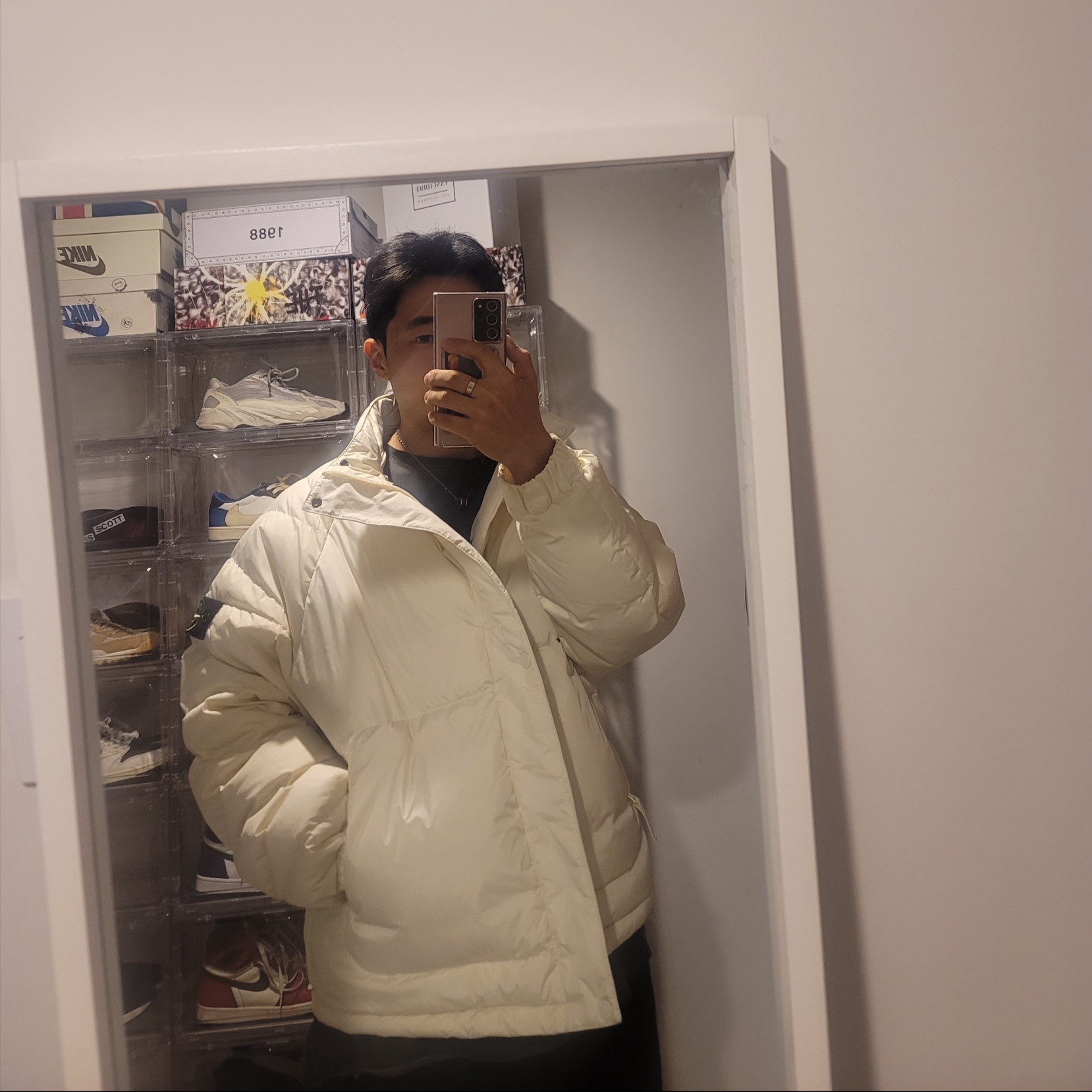Supreme x Stone Island Reversible Down Puffer Jacket White - 23FW 착용 스타일 - 2
