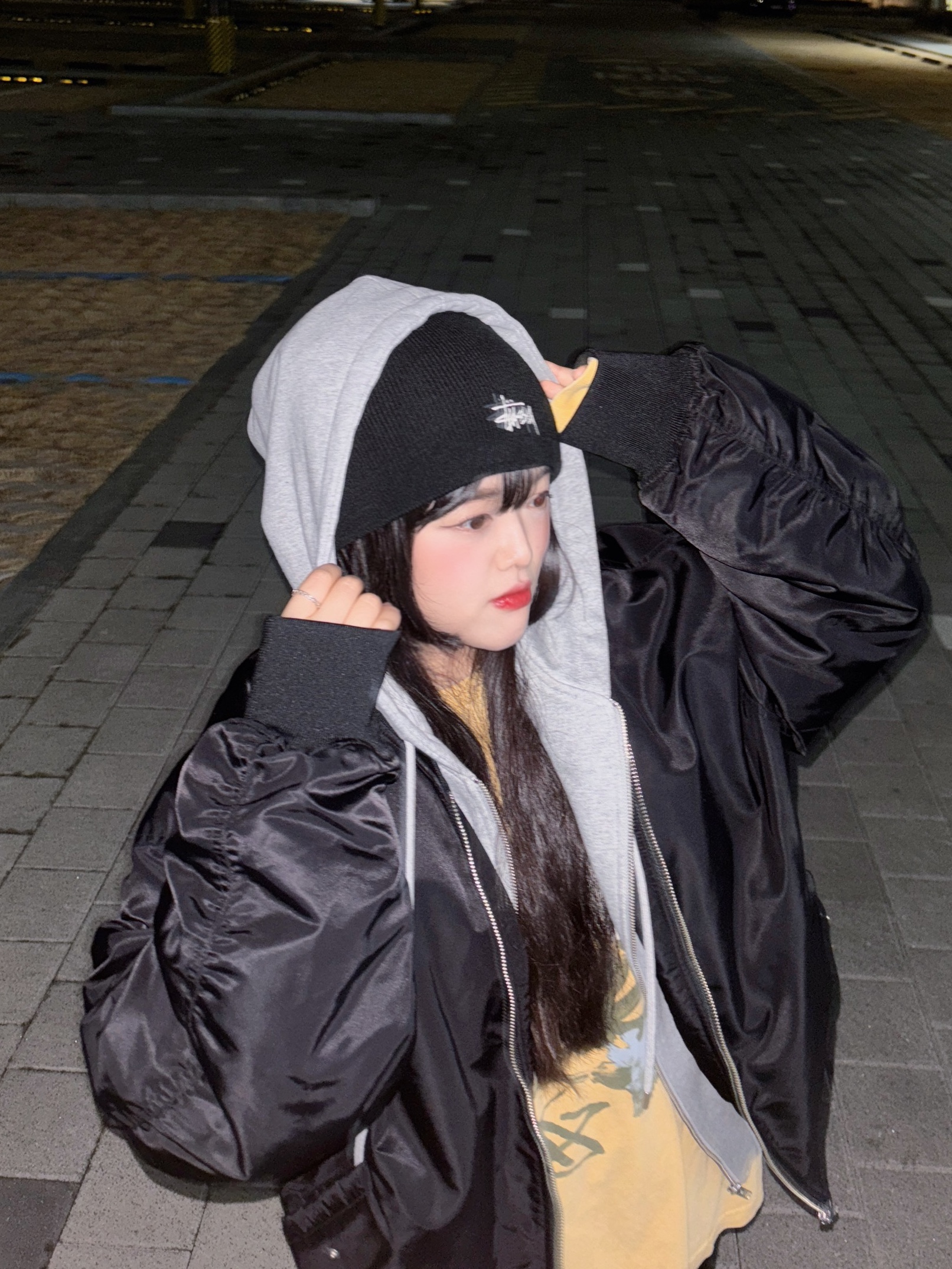 Stussy Basic Skullcap Beanie Black, Stussy Strike Pigment Dyed LS T-Shirt Honey 착용 스타일 - 2