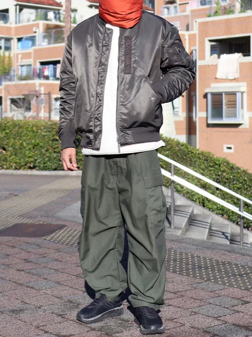 Uniqlo +J Hybrid Down OverSized MA-1 Blouson Gray 착용 스타일