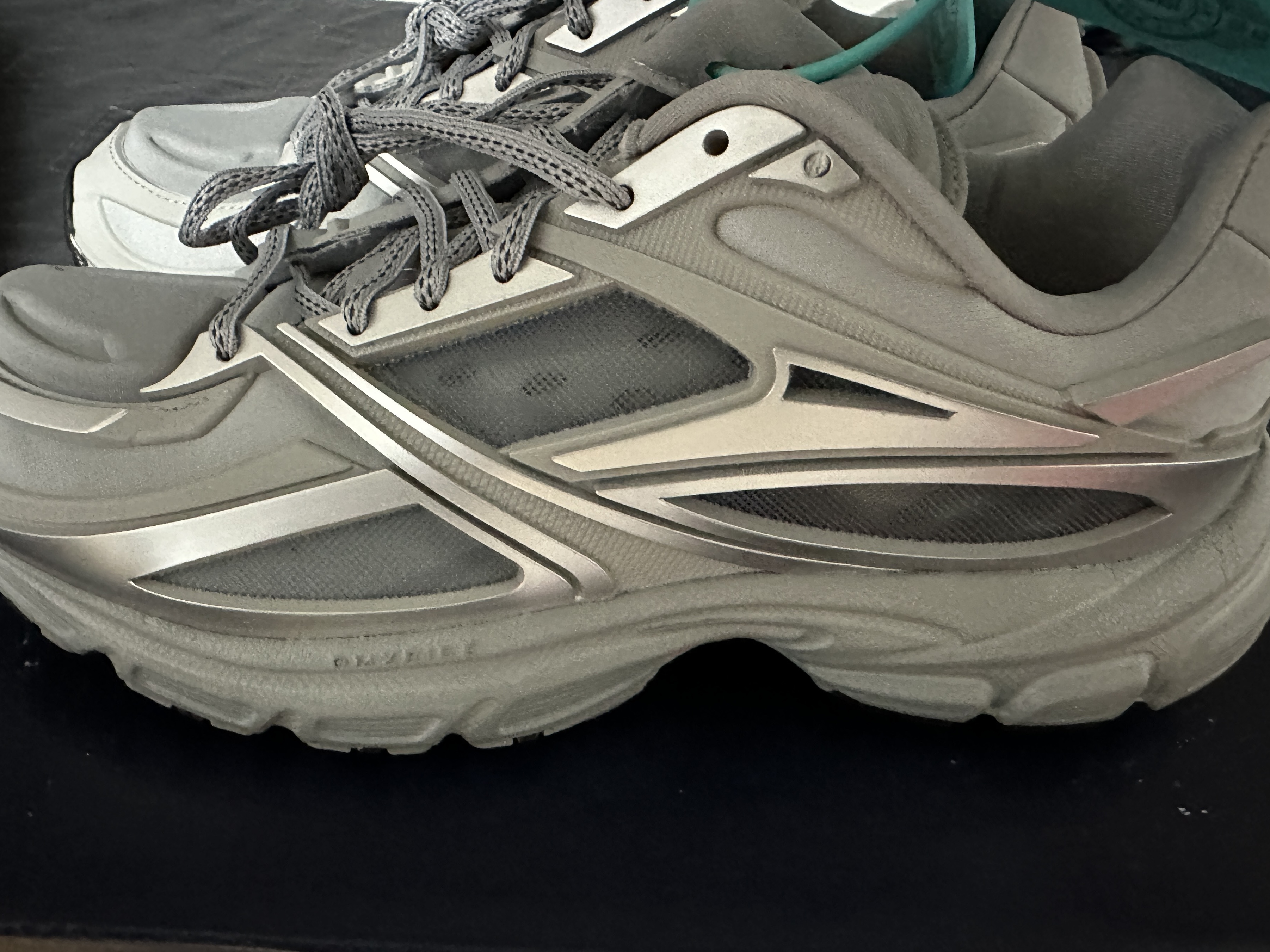 Reebok Premier Road Modern Tonal Silver 착용 스타일 - 2