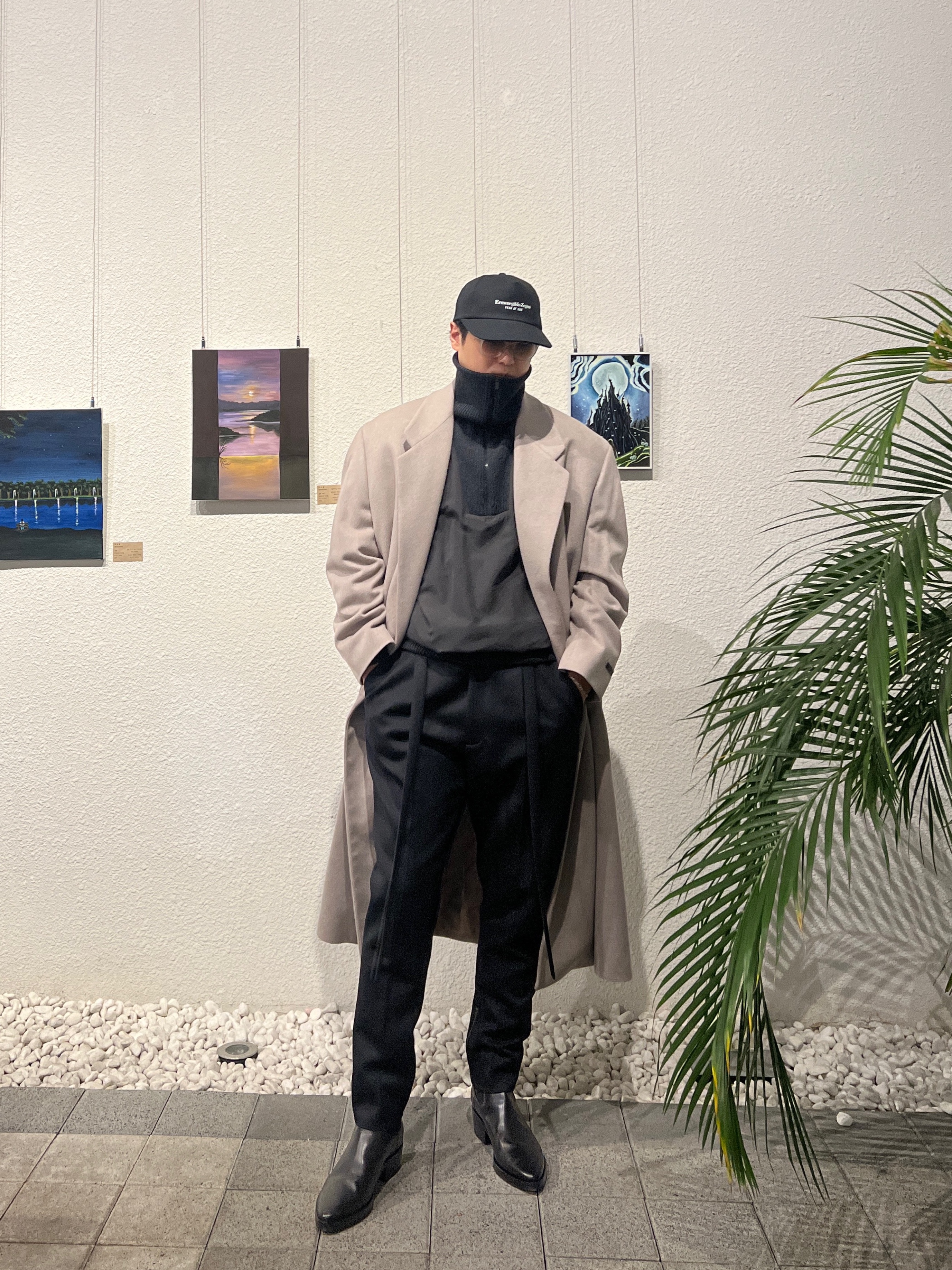 Fear of God x Ermenegildo Zegna Silk Anorak Jacket Dark Grey, Fear of God x Ermenegildo Zegna Cotton Baseball Cap Black 착용 스타일