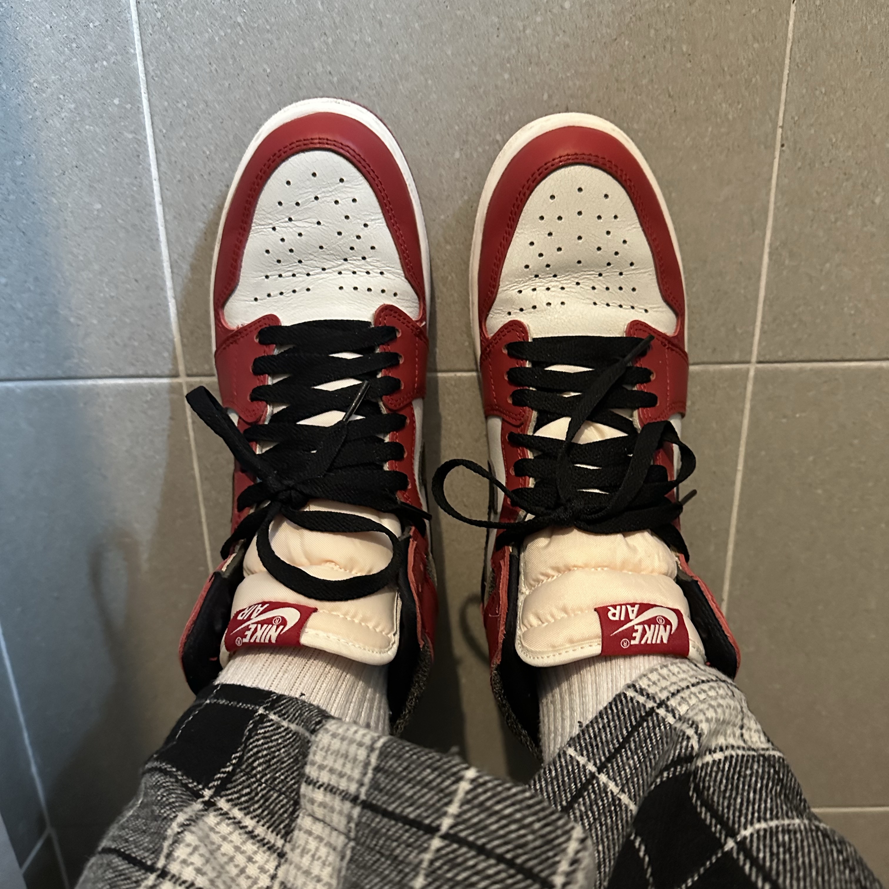 Jordan 1 Retro High OG Chicago 2022 착용 스타일 - 2