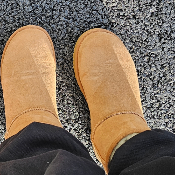 (W) UGG Classic Mini II Boots Chestnut 착용 스타일