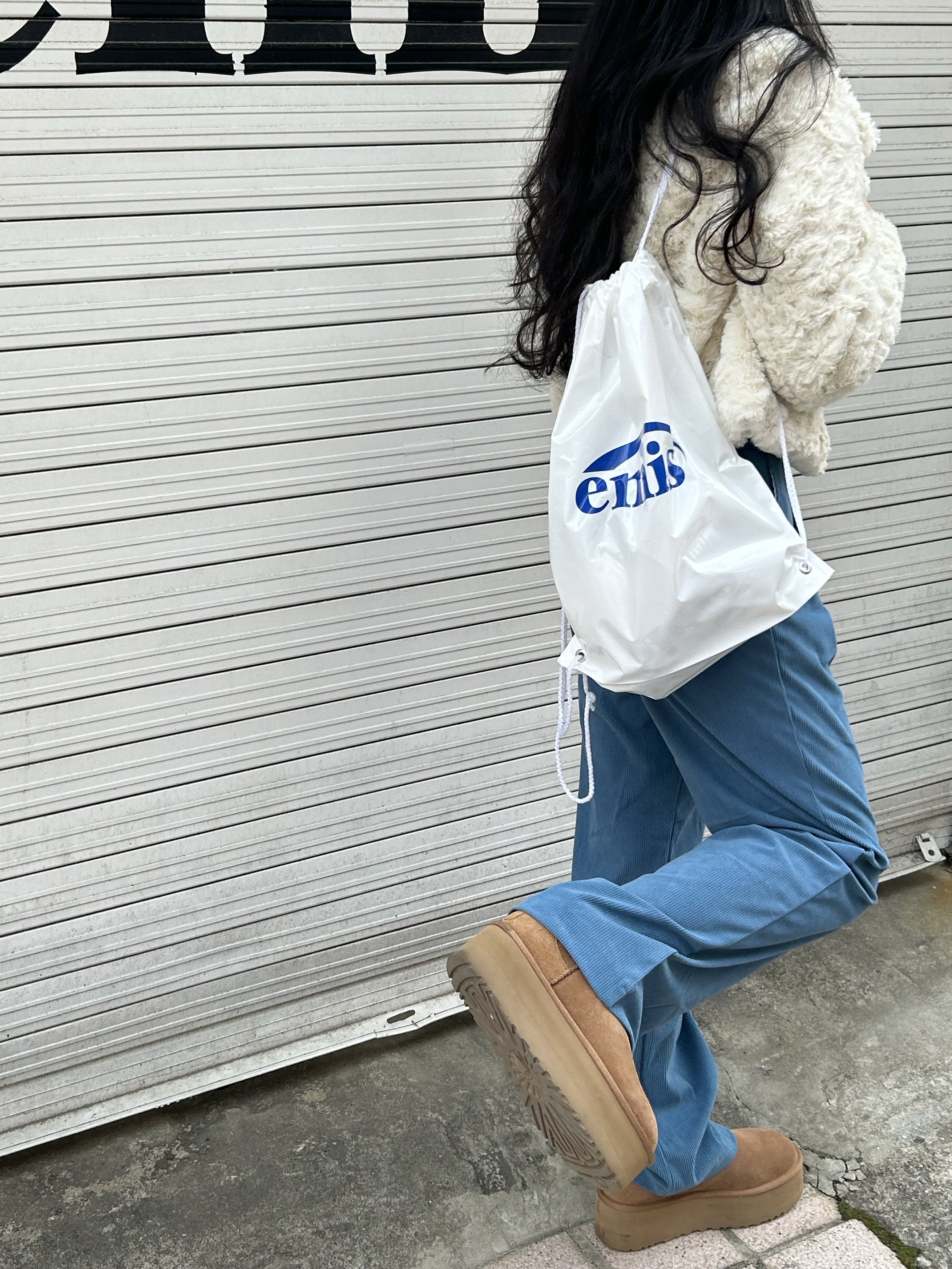 (W) UGG Classic Ultra Mini Platform Boots Chestnut, Emis New Logo Ball Cap Mint 착용 스타일 - 1