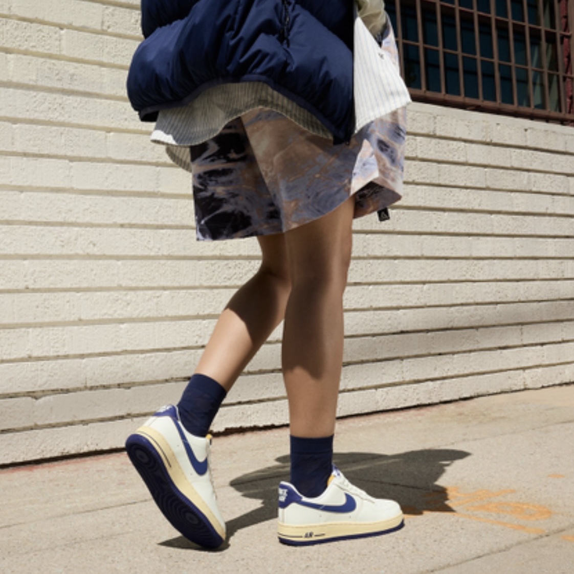 (W) Nike Air Force 1 '07 Sail Pale Vanilla 착용 스타일
