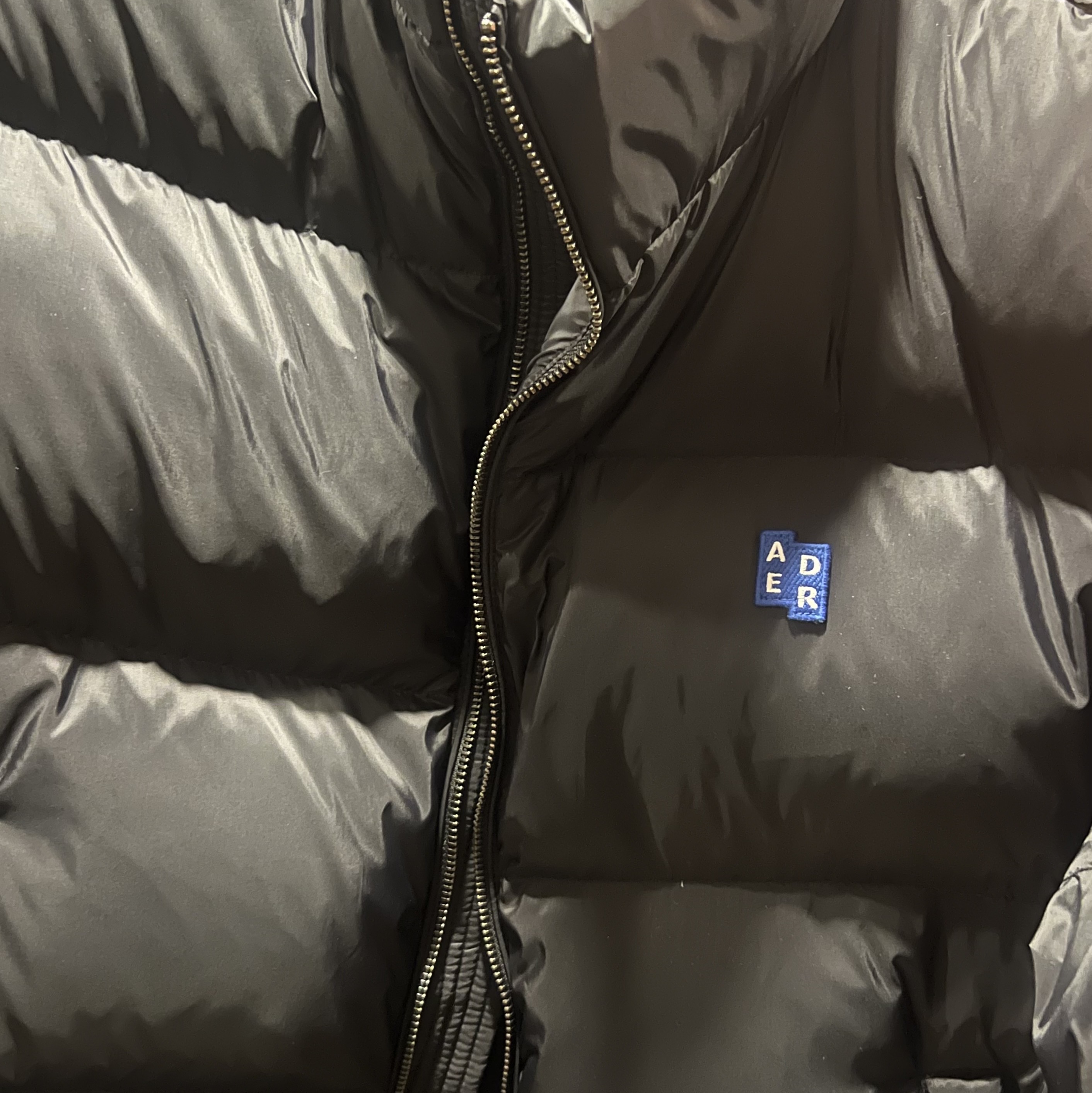 Ader Error Sig; TRS/BL Tag Puffer Jacket 01 Noir 착용 스타일