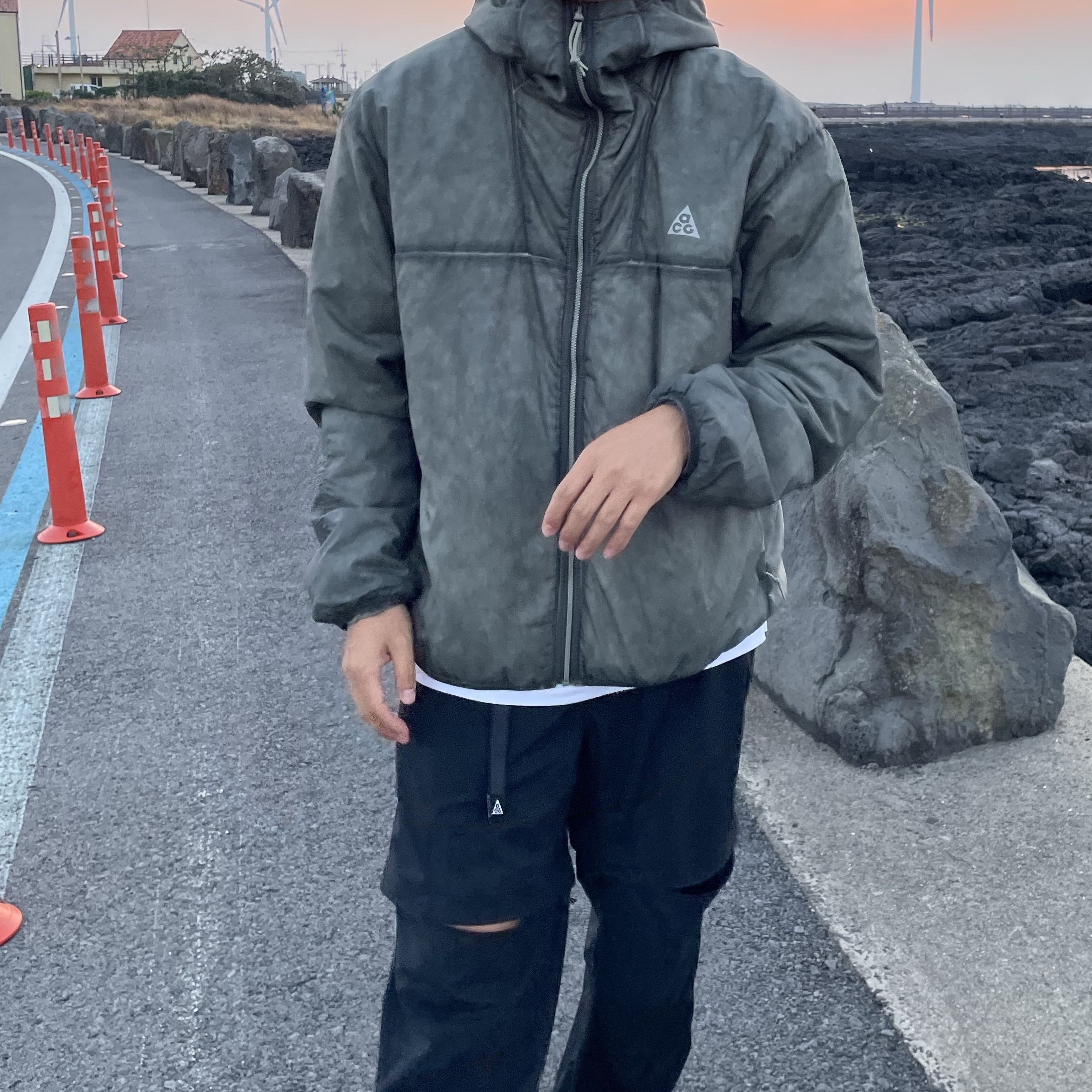 Nike NRG ACG Therma-Fit ADV Rope De Dope Light Army - Asia, Nike ACG Zip-Off Trail Pants Black - Asia 착용 스타일