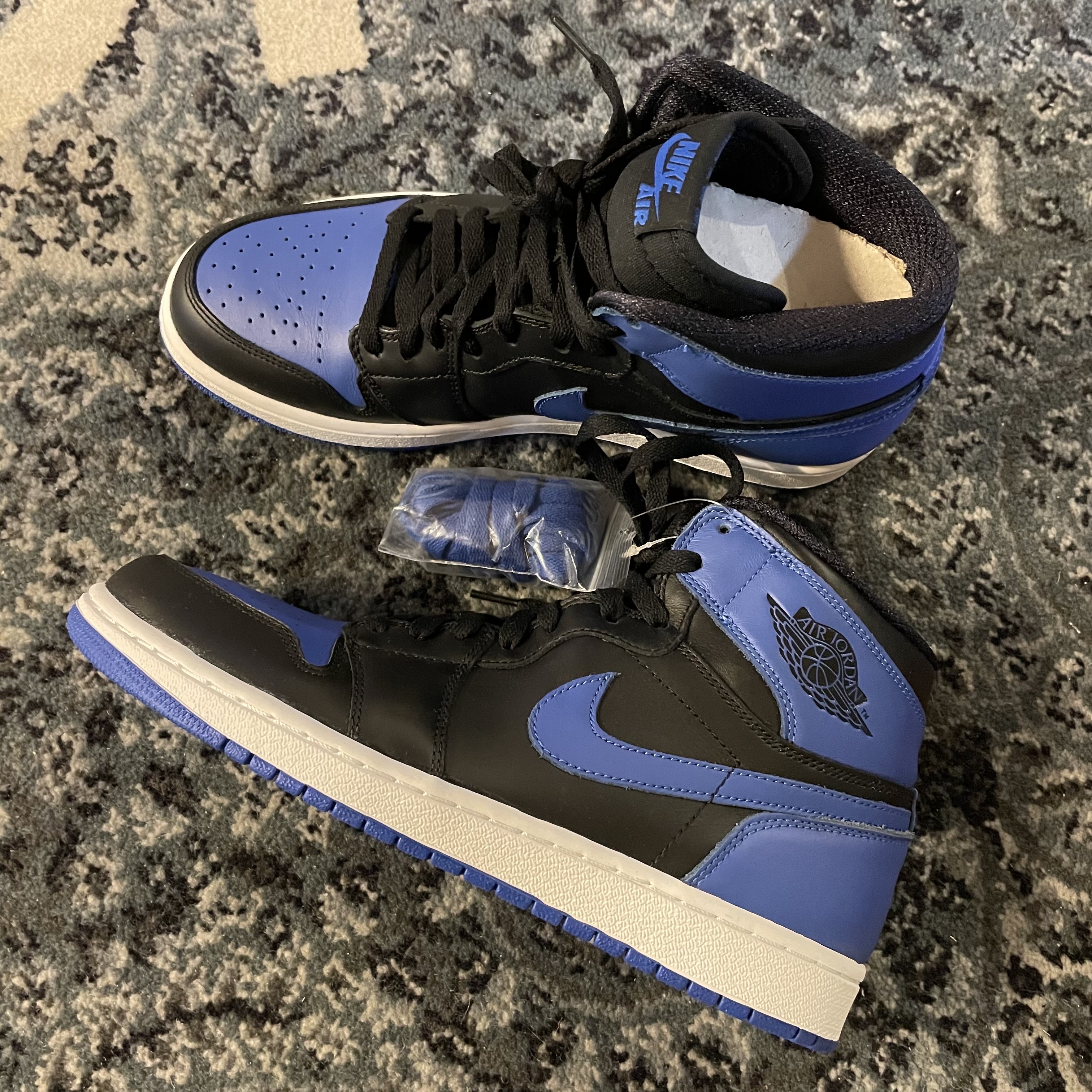 Jordan 1 Retro Black Royal Blue 2013 착용 스타일