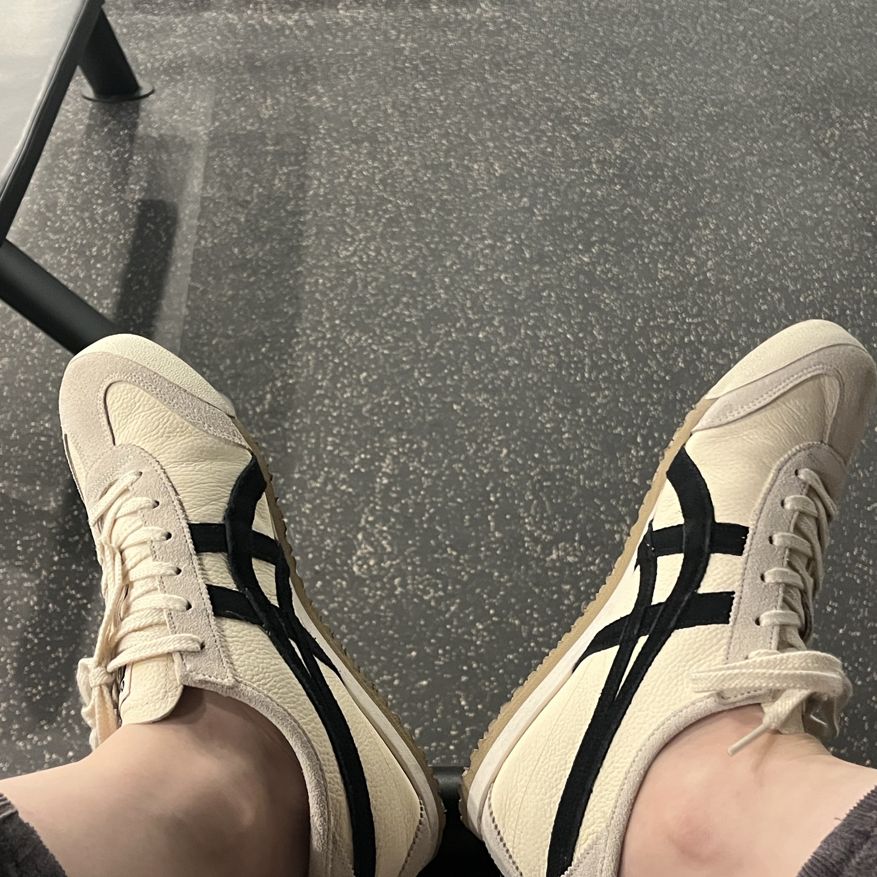 Onitsuka Tiger Mexico 66 Vintage White Black 착용 스타일