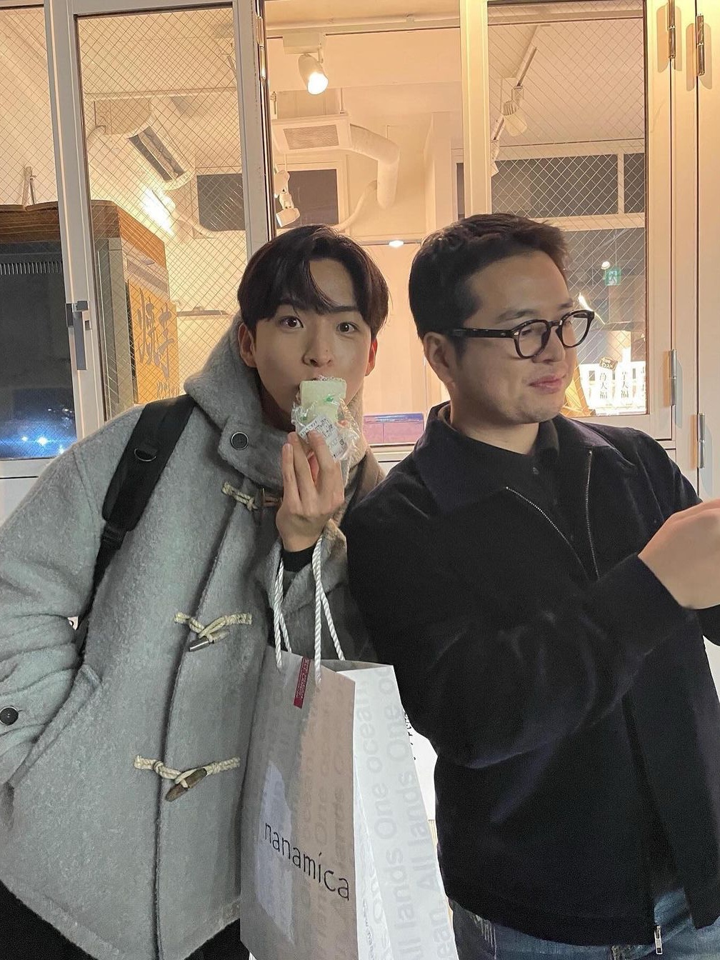 London Tradition Martin Mens Duffle Coat Seaweed D12, London Tradition Milford Mens Oversize Duffle Coat Vicuna 132 착용 스타일 - 4