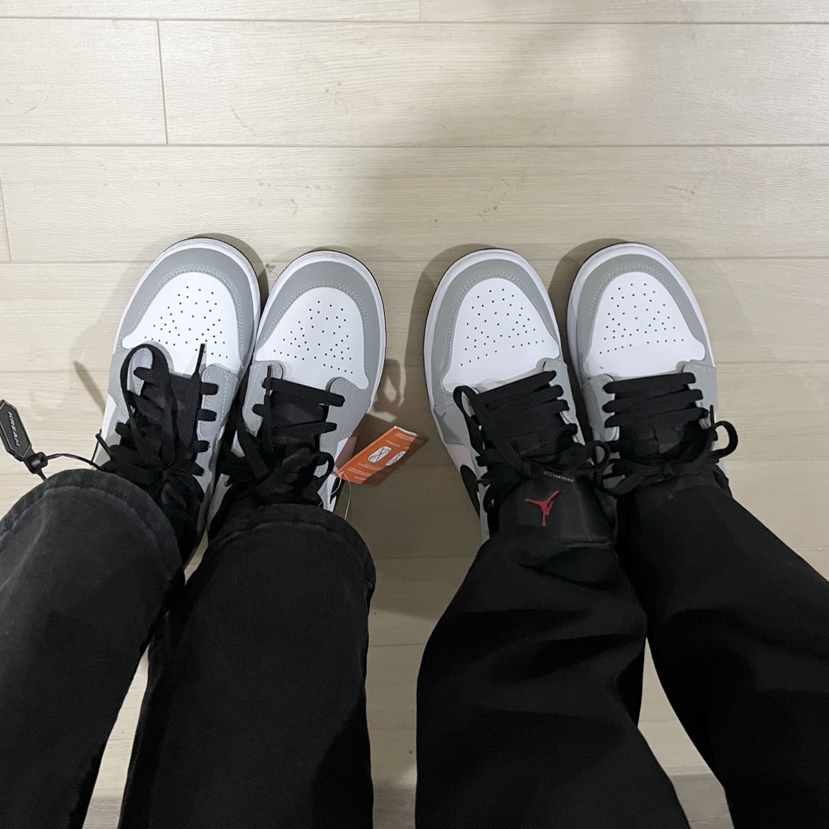 (GS) Jordan 1 Low Light Smoke Grey 착용 스타일 - 1