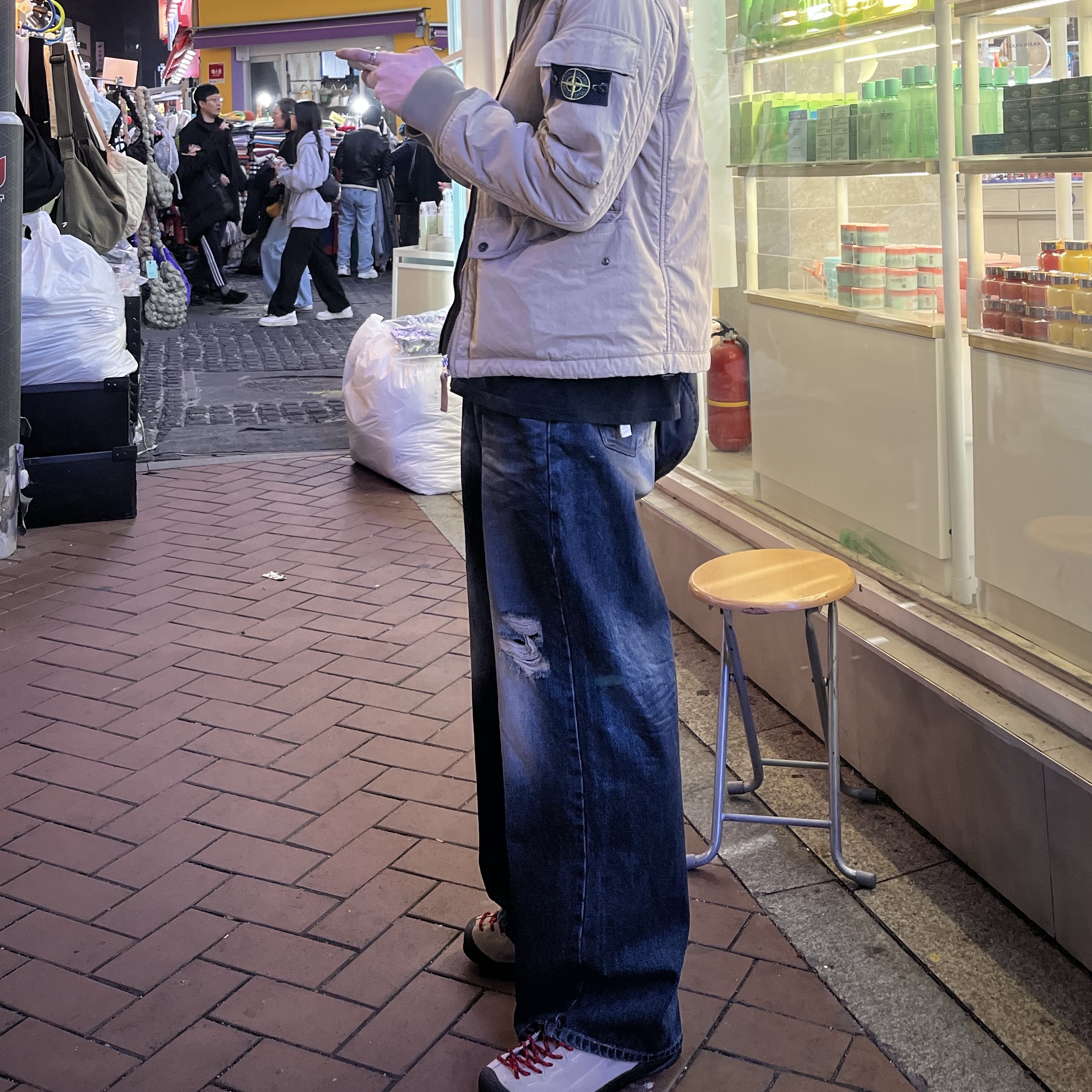 Keen Jasper Suede Sneakers Silver Mink, (W) Nike Air Force 1 '07 Low Triple Black 착용 스타일 - 3