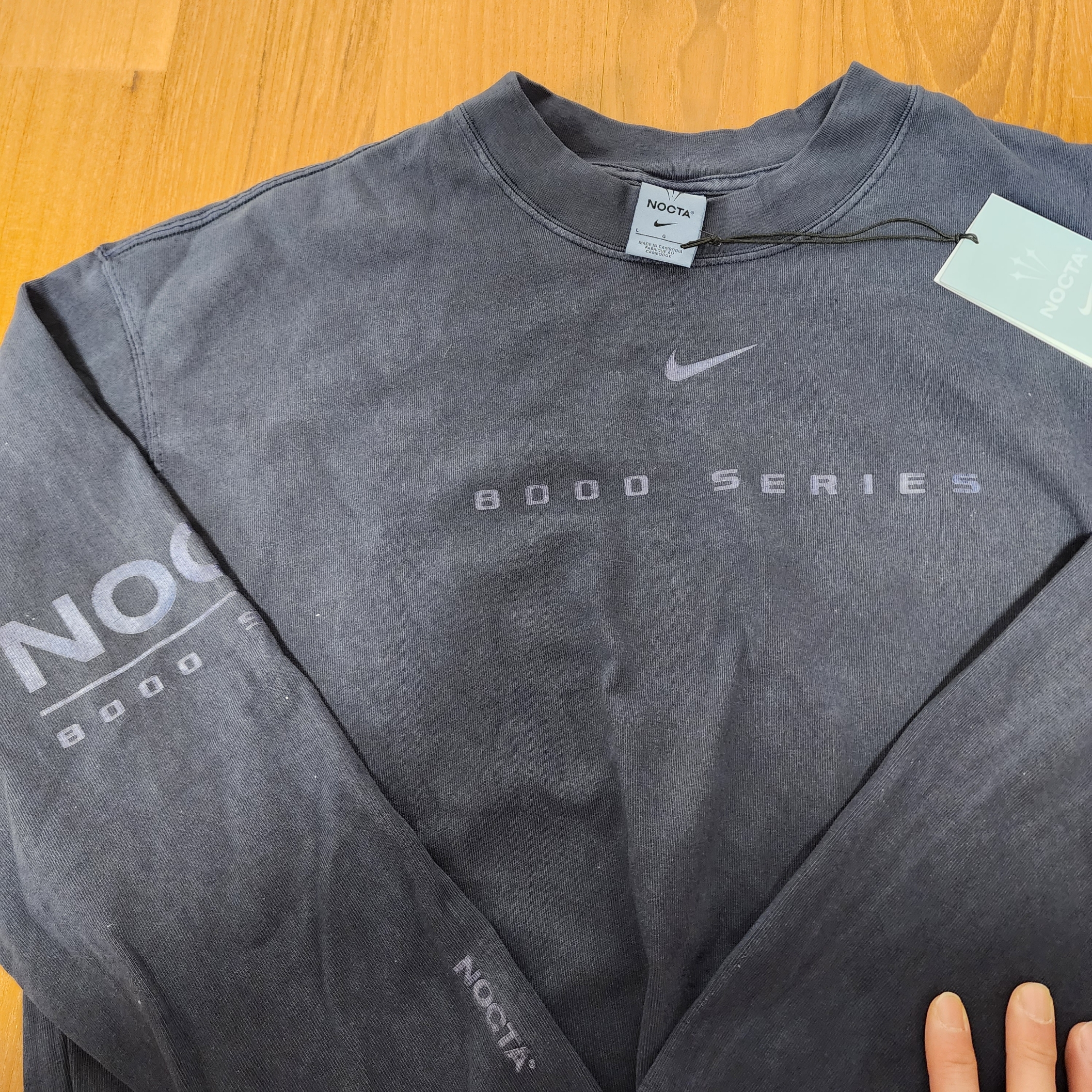 Nike x Drake Nocta 8K Peaks Long Sleeve Mock Dark Obsidian (FQ6556-451) 착용 스타일 - 3