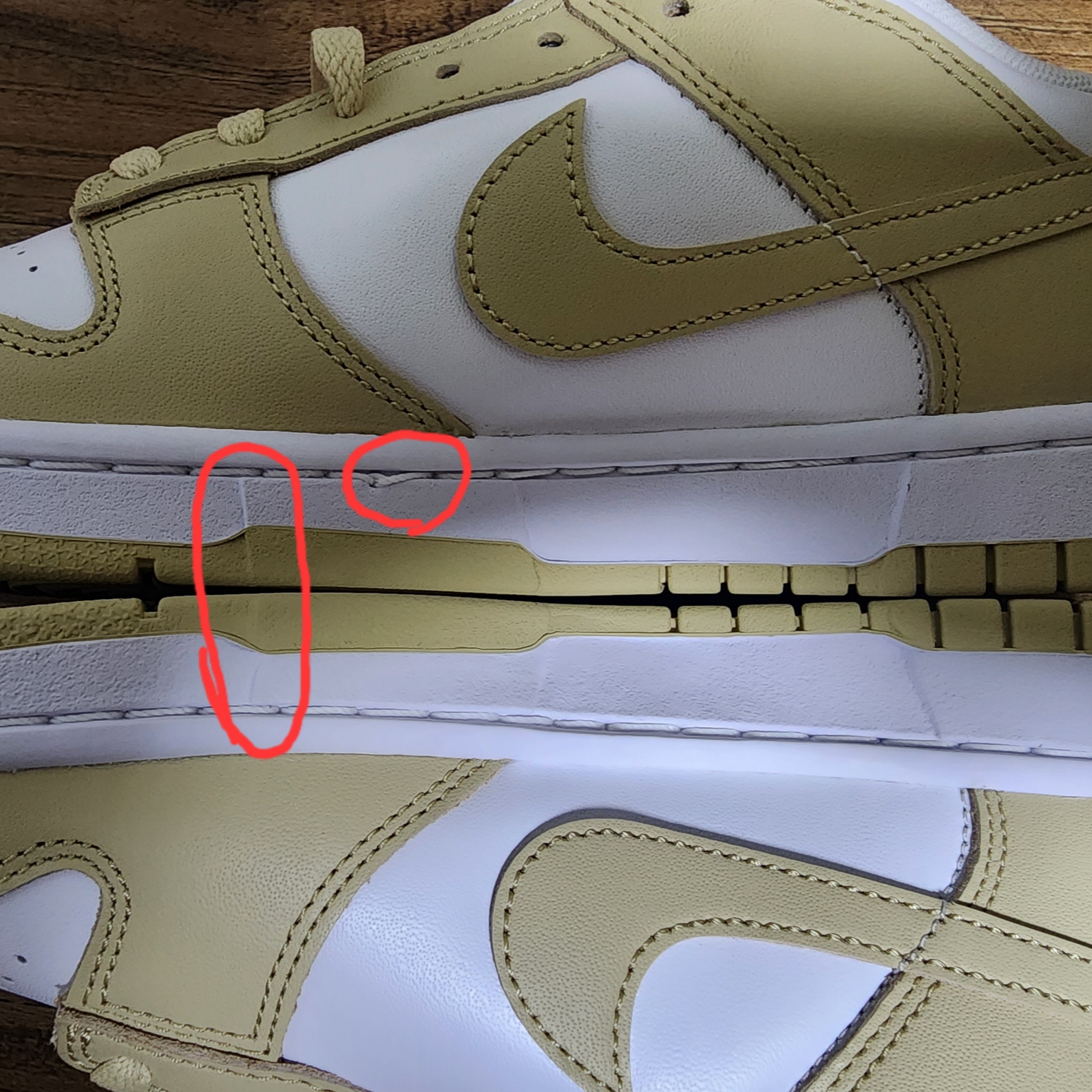 Nike Dunk Low Team Gold and White 착용 스타일 - 8