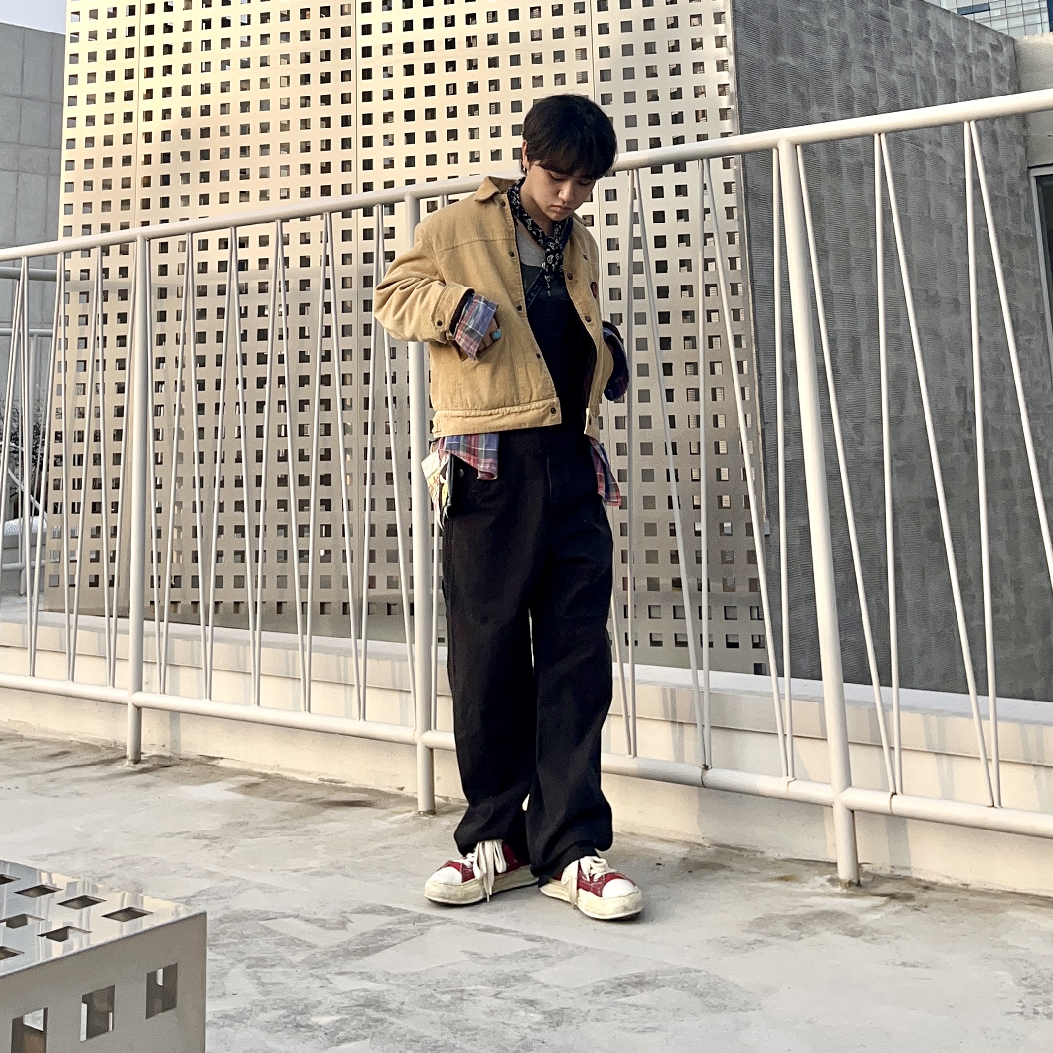 Maison Mihara Yasuhiro Peterson OG Sole OD Canvas Low-top Sneakers Red 착용 스타일 - 1