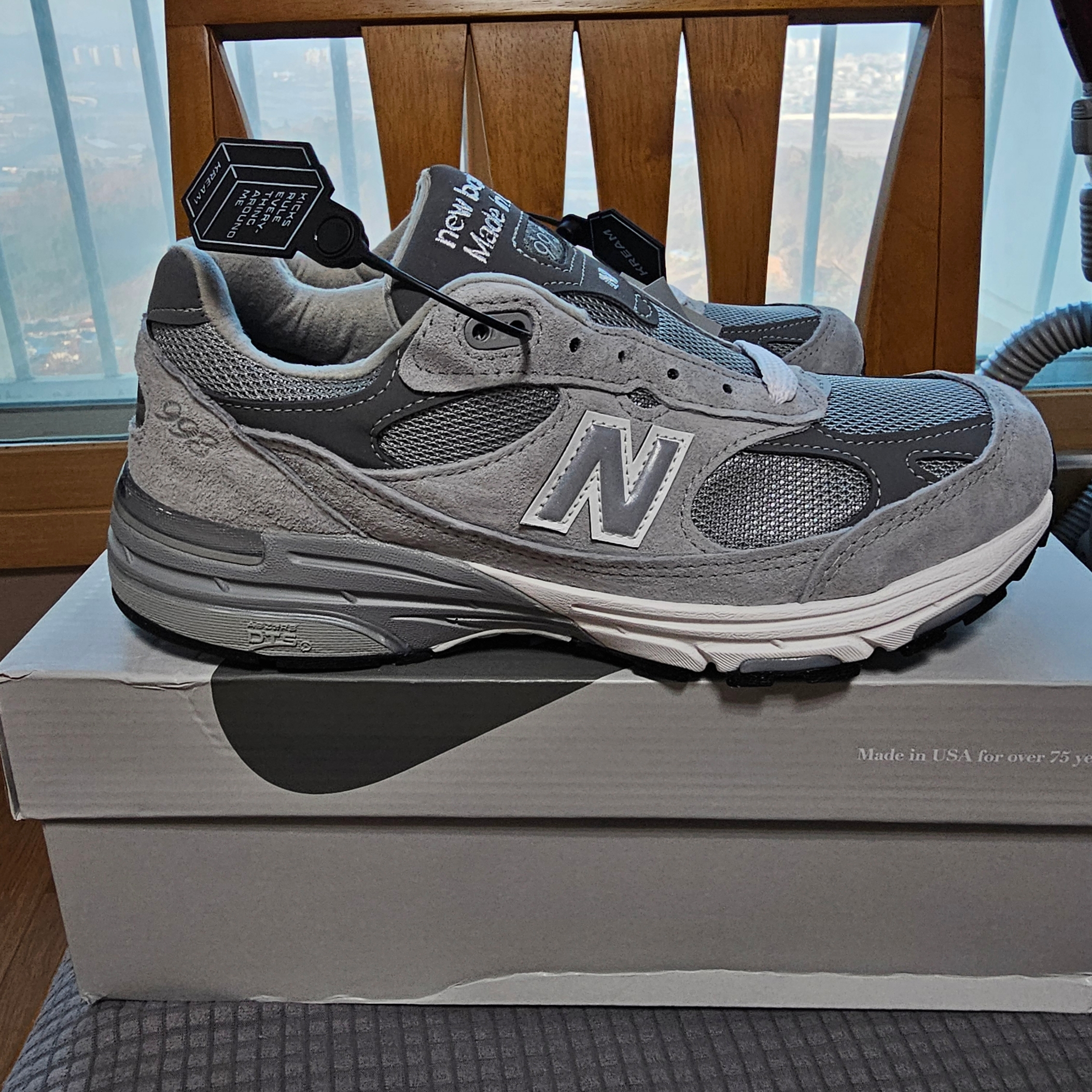 New Balance 993 Made in USA Grey - D Standard 착용 스타일 - 1