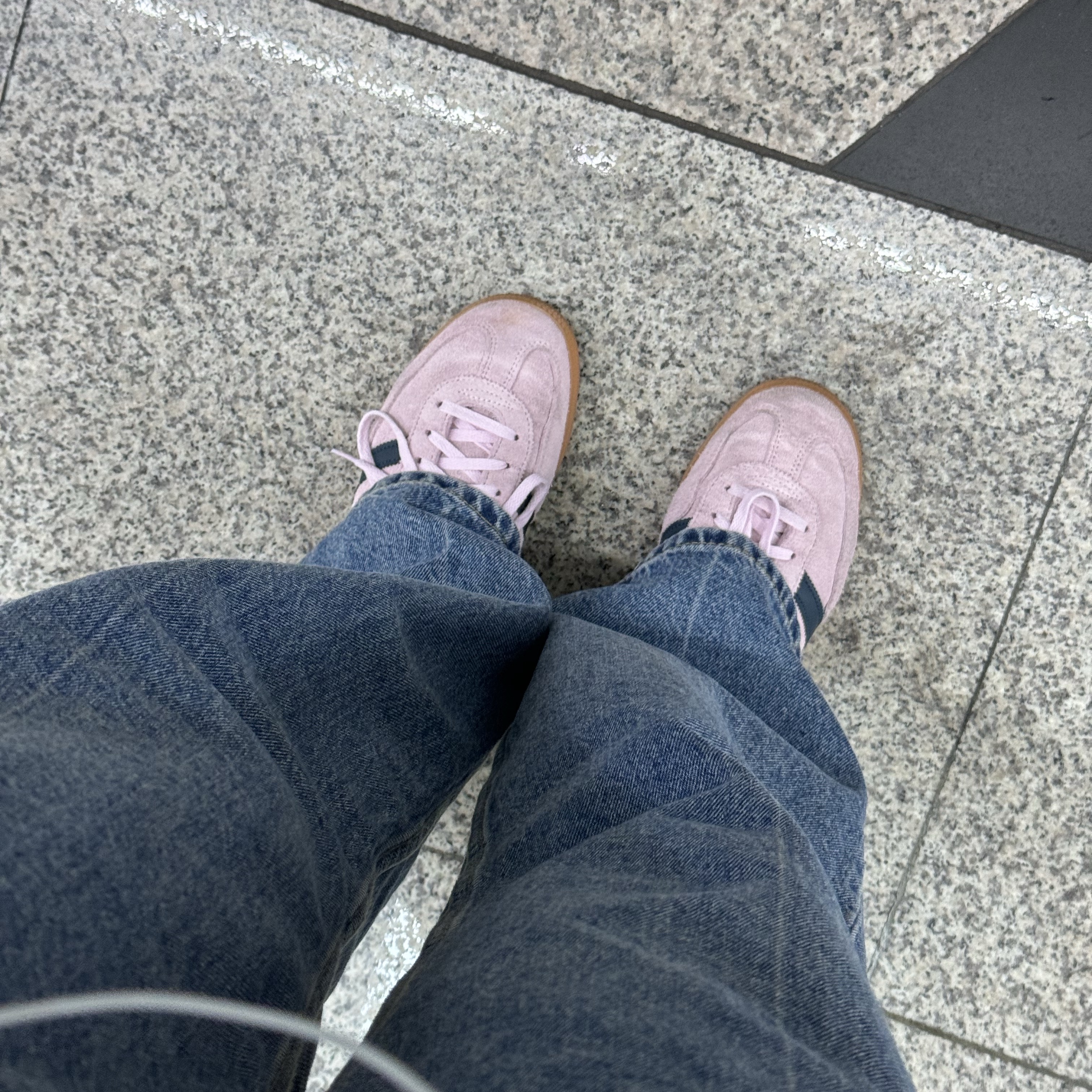 (W) Adidas Spezial Handball Clear Pink 착용 스타일 - 3