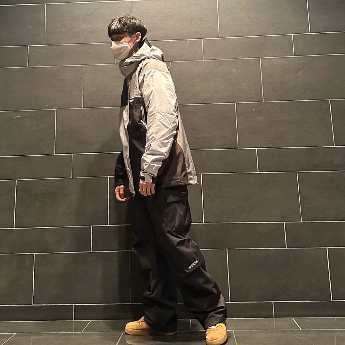 Arc'teryx x Beams Beta Jacket Tranquil, Nike x Supreme Air Force 1 Low Flax 착용 스타일 - 4