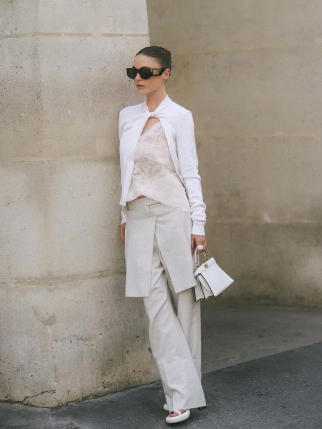 (W) Thom Browne Cotton Stripe Pleated Skirt White, (W) Glowny Tia Double Layered Ruffle Skirt Brown 착용 스타일 - 5