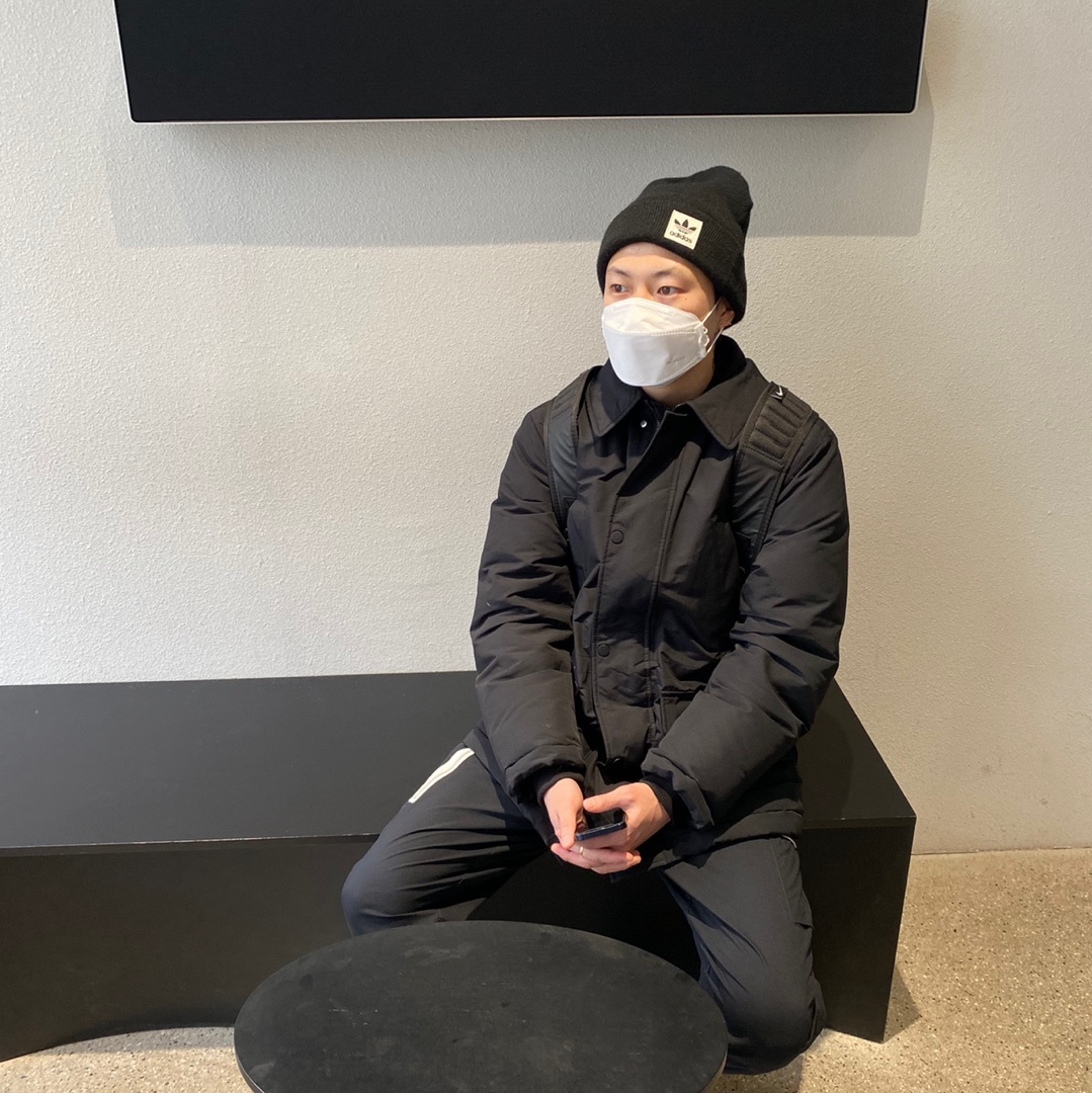 Adidas Logo Beanie Black 착용 스타일