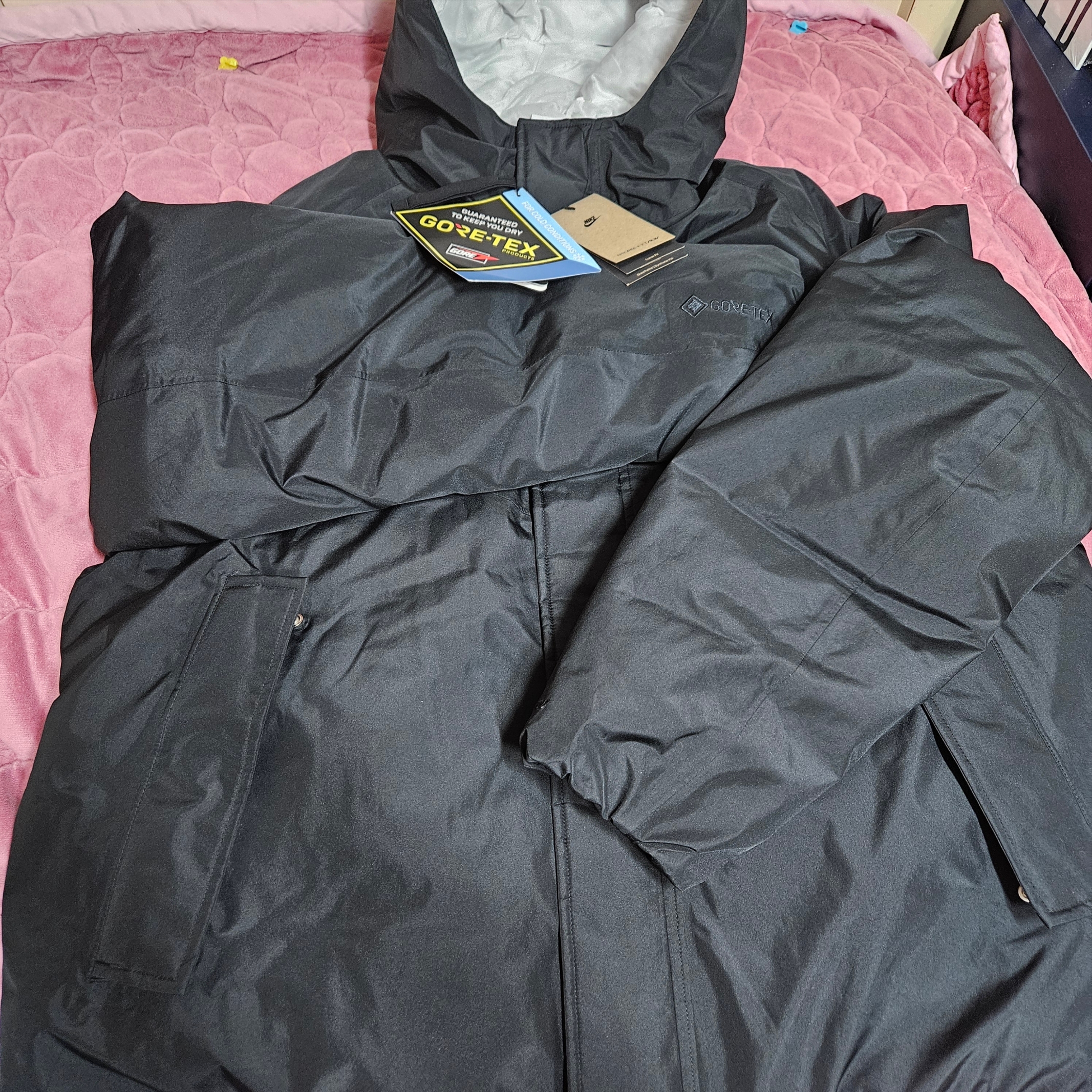 Nike NSW Storm-Fit ADV Windrunner Gore-Tex Jacket Black - Asia 착용 스타일
