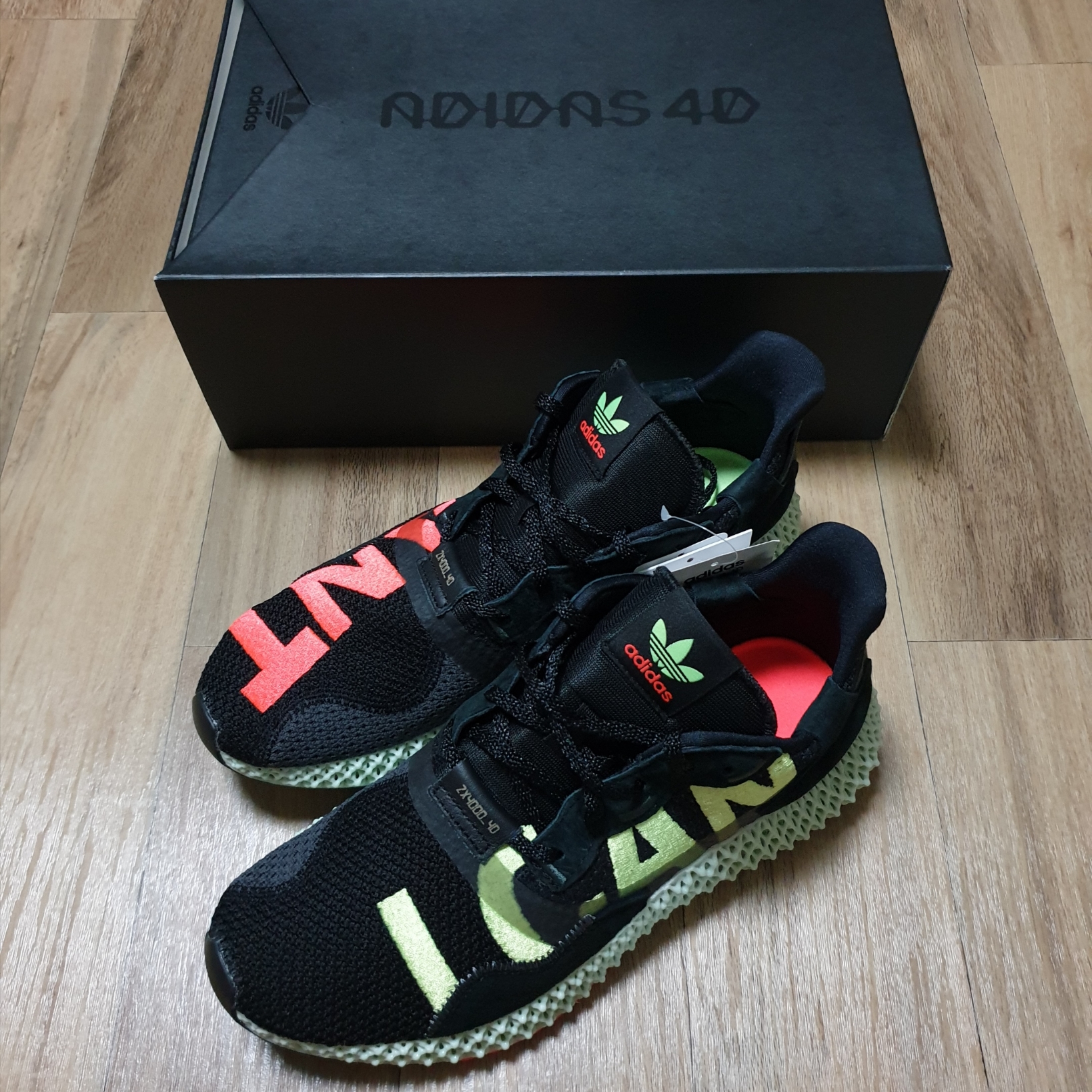 Adidas ZX 4000 4D I Want I Can Black 착용 스타일 - 3