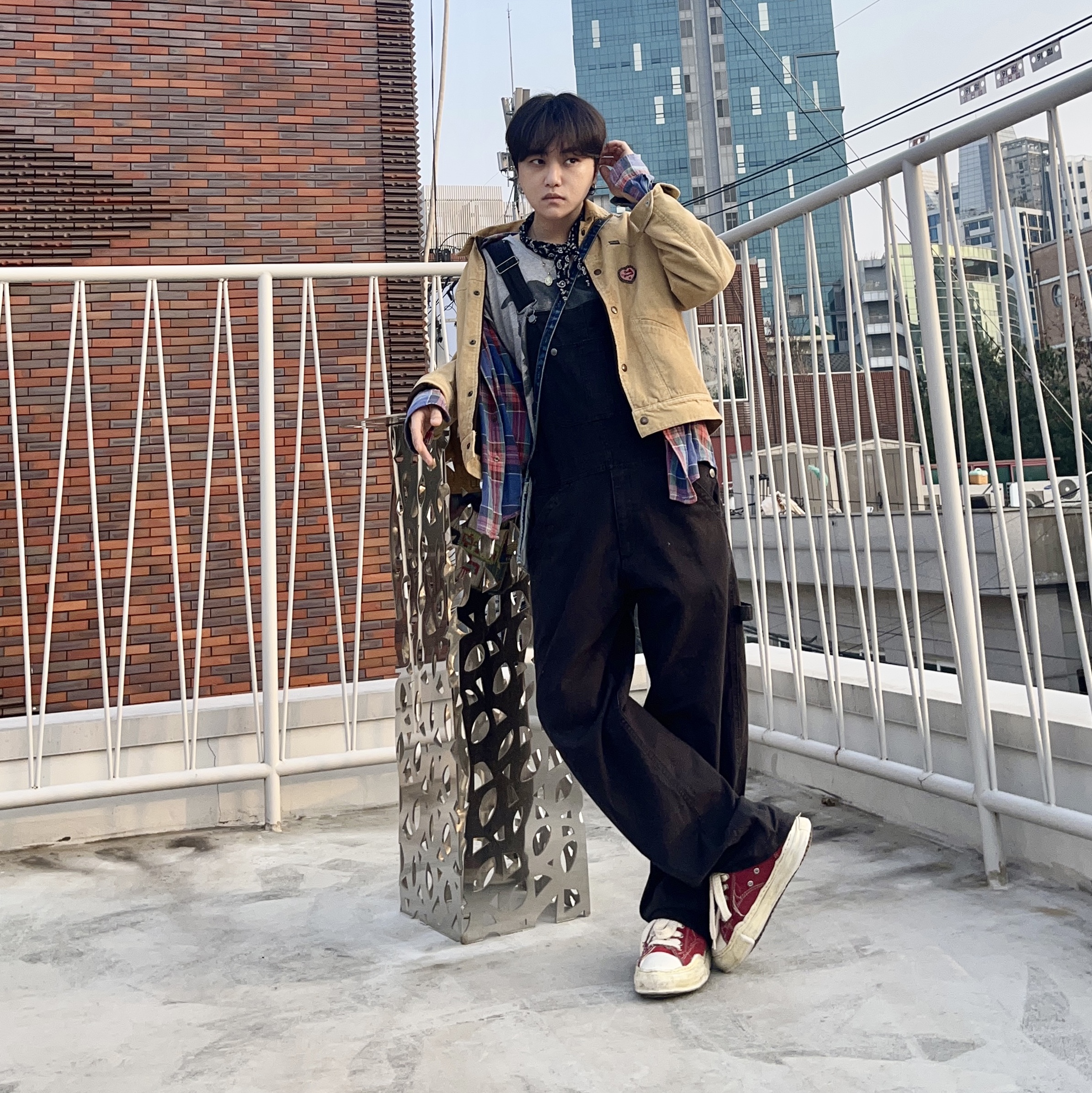 Maison Mihara Yasuhiro Peterson OG Sole OD Canvas Low-top Sneakers Red 착용 스타일 - 2