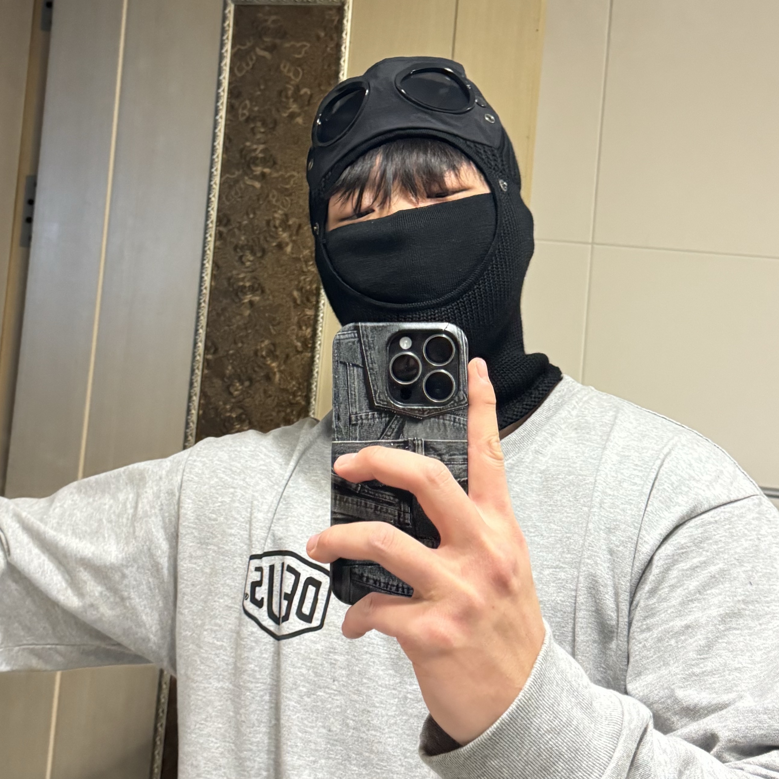 C.P. Company Extra Fine Merino Wool Goggle Balaclava Black - 23FW 착용 스타일 - 1