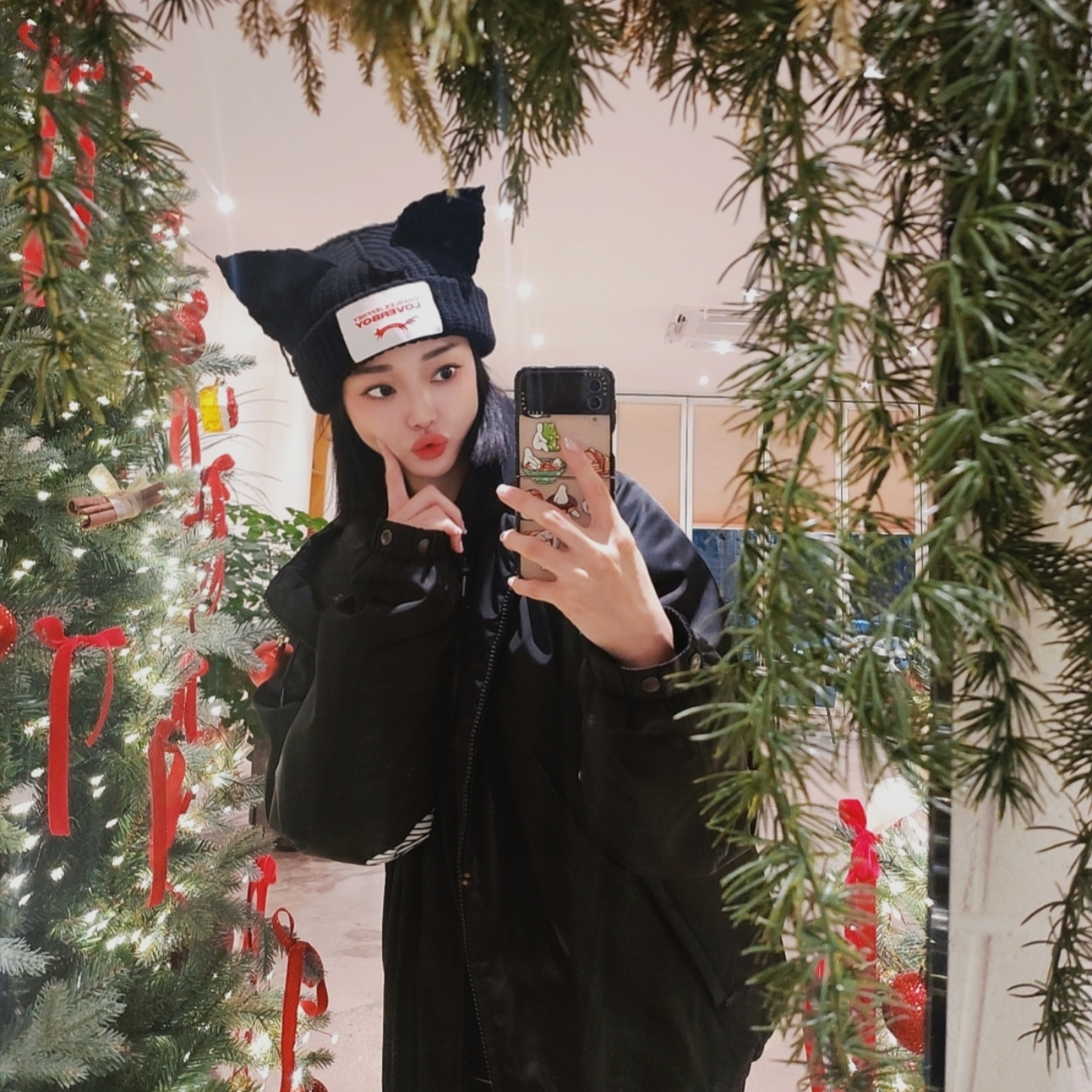 Charles Jeffrey Loverboy Chunky Ears Beanie Black 착용 스타일