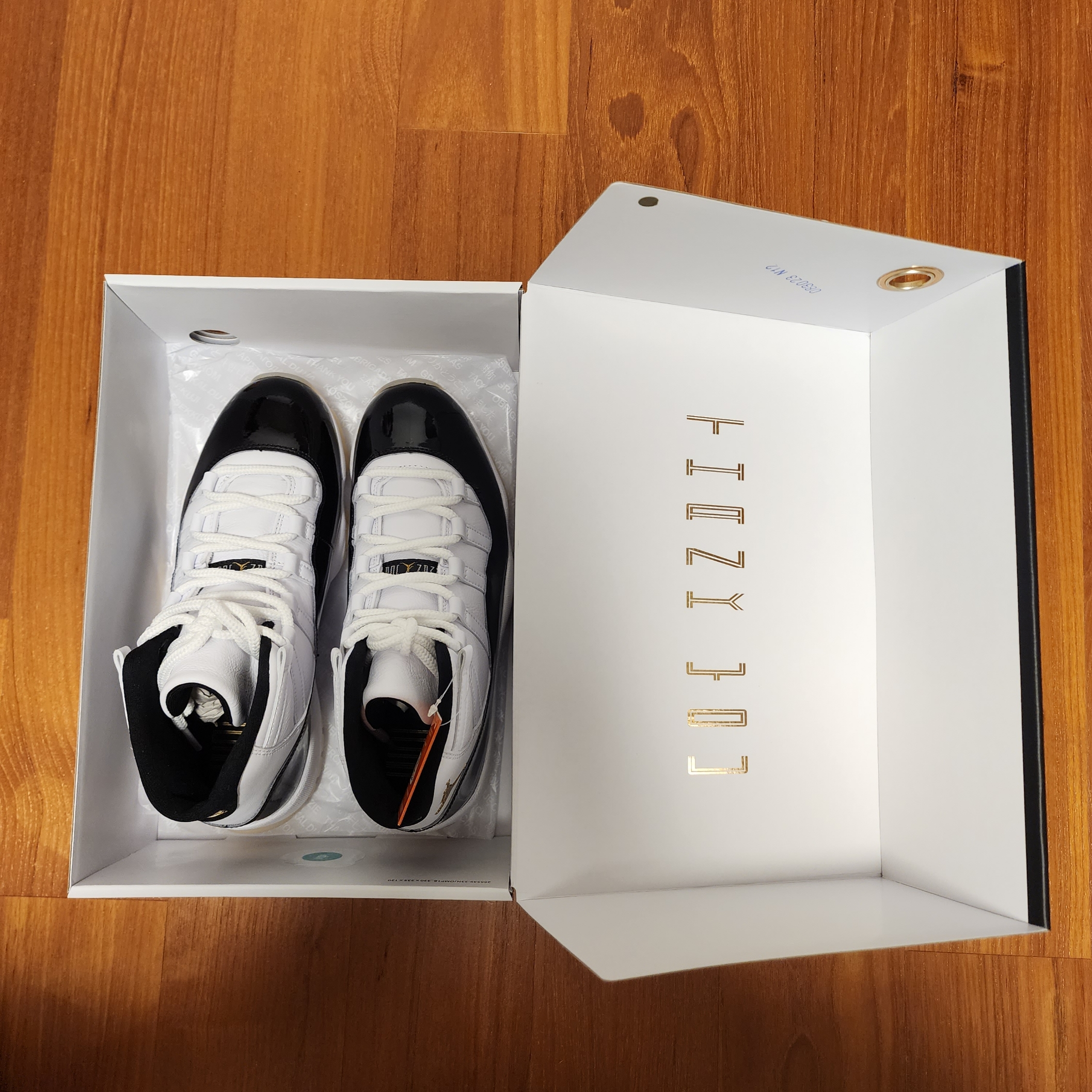 Jordan 11 Retro Gratitude 착용 스타일 - 5