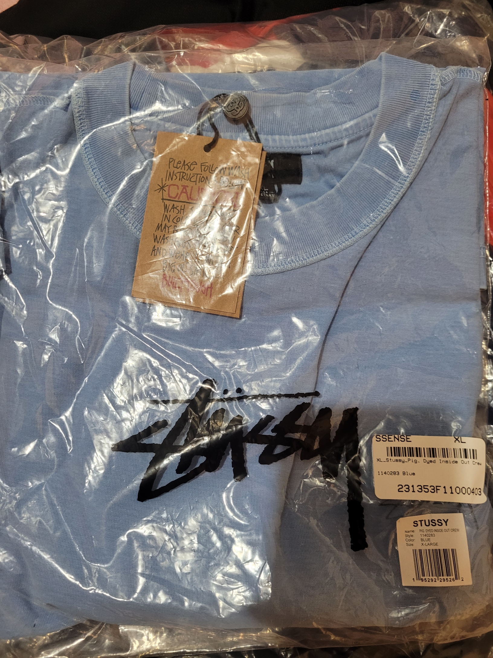 Stussy Pigment Dyed Inside Out Crew T-Shirt Slate 착용 스타일