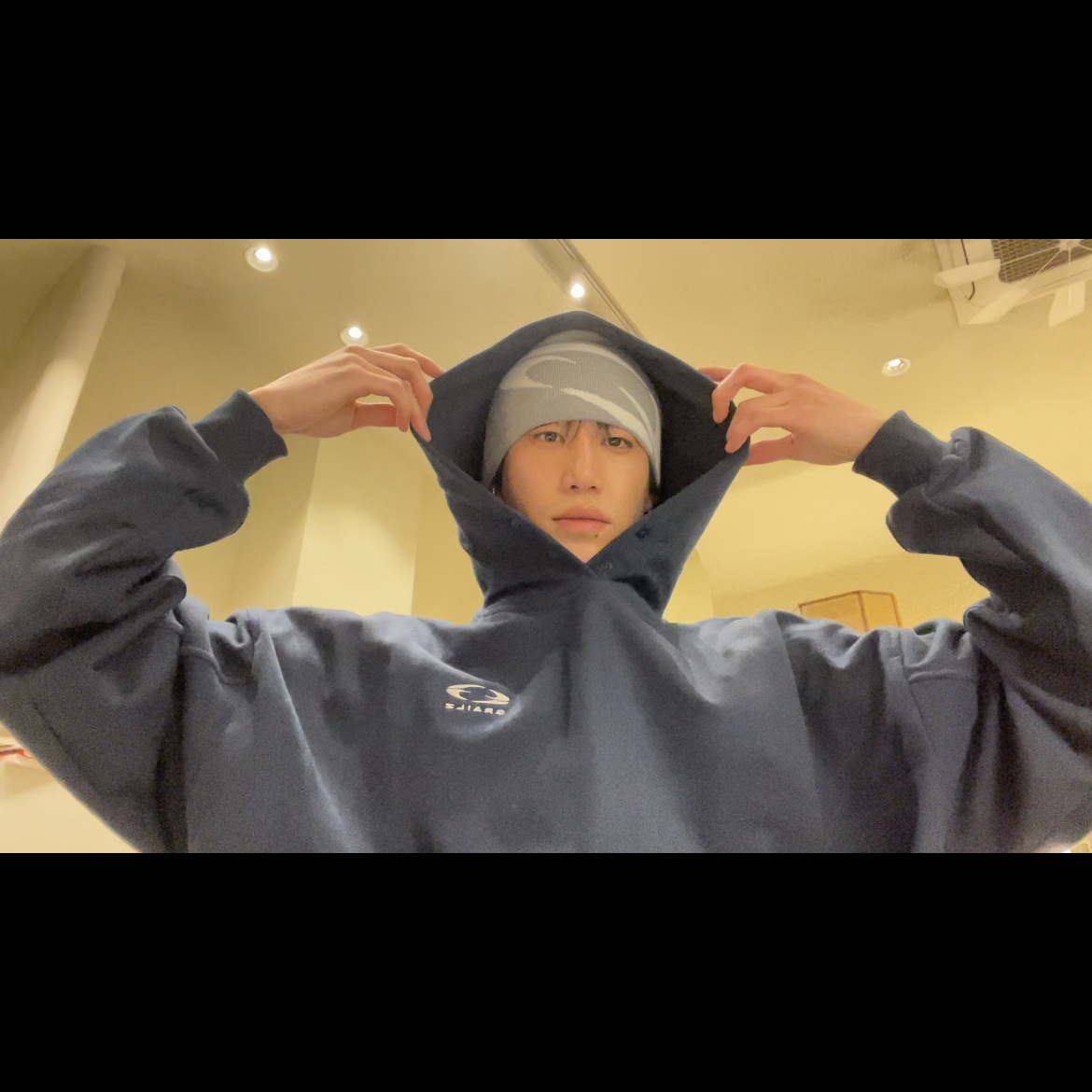 Grailz Logo Beanie Grey - 23SS 착용 스타일 - 1