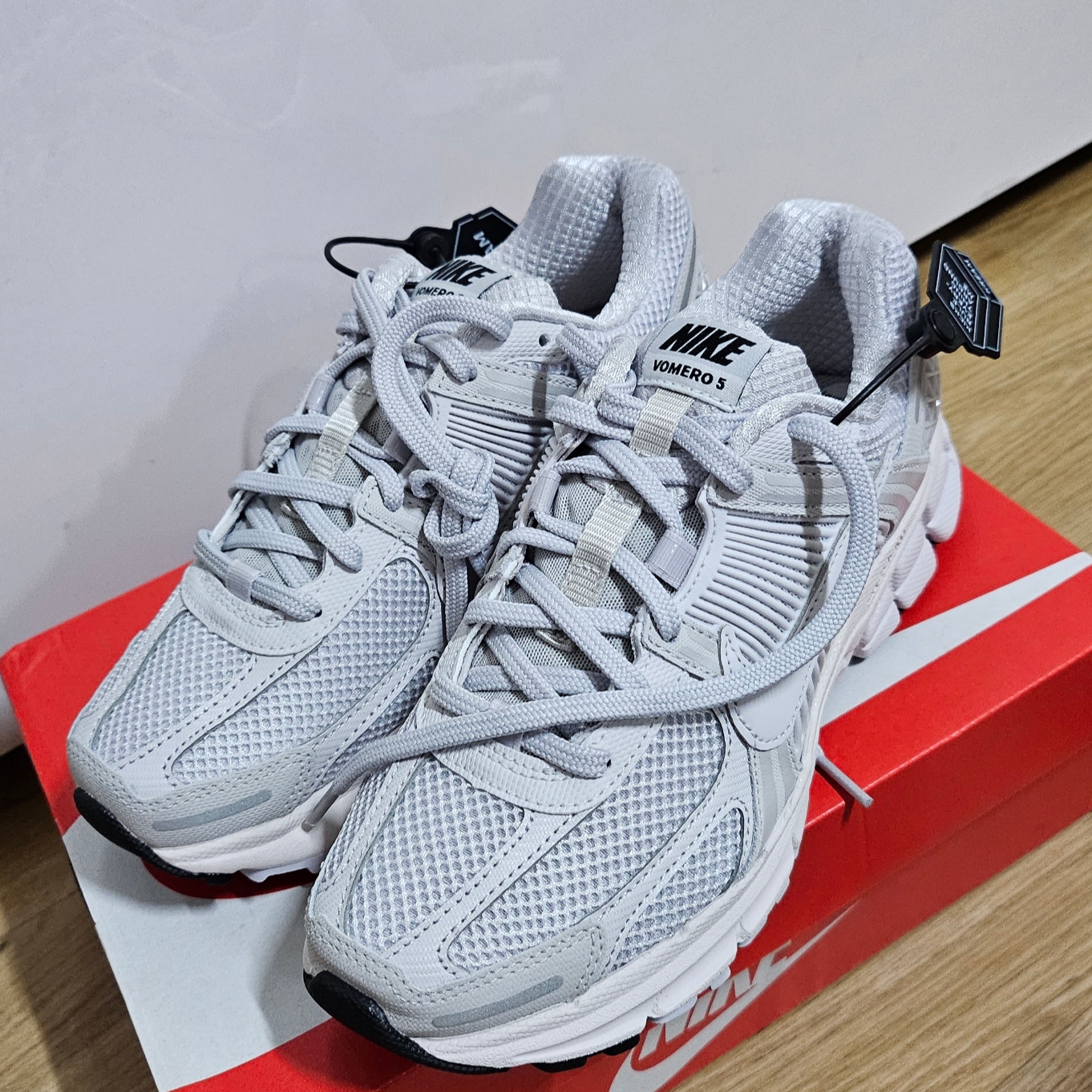 Nike Zoom Vomero 5 SP Vast Grey 2023 착용 스타일