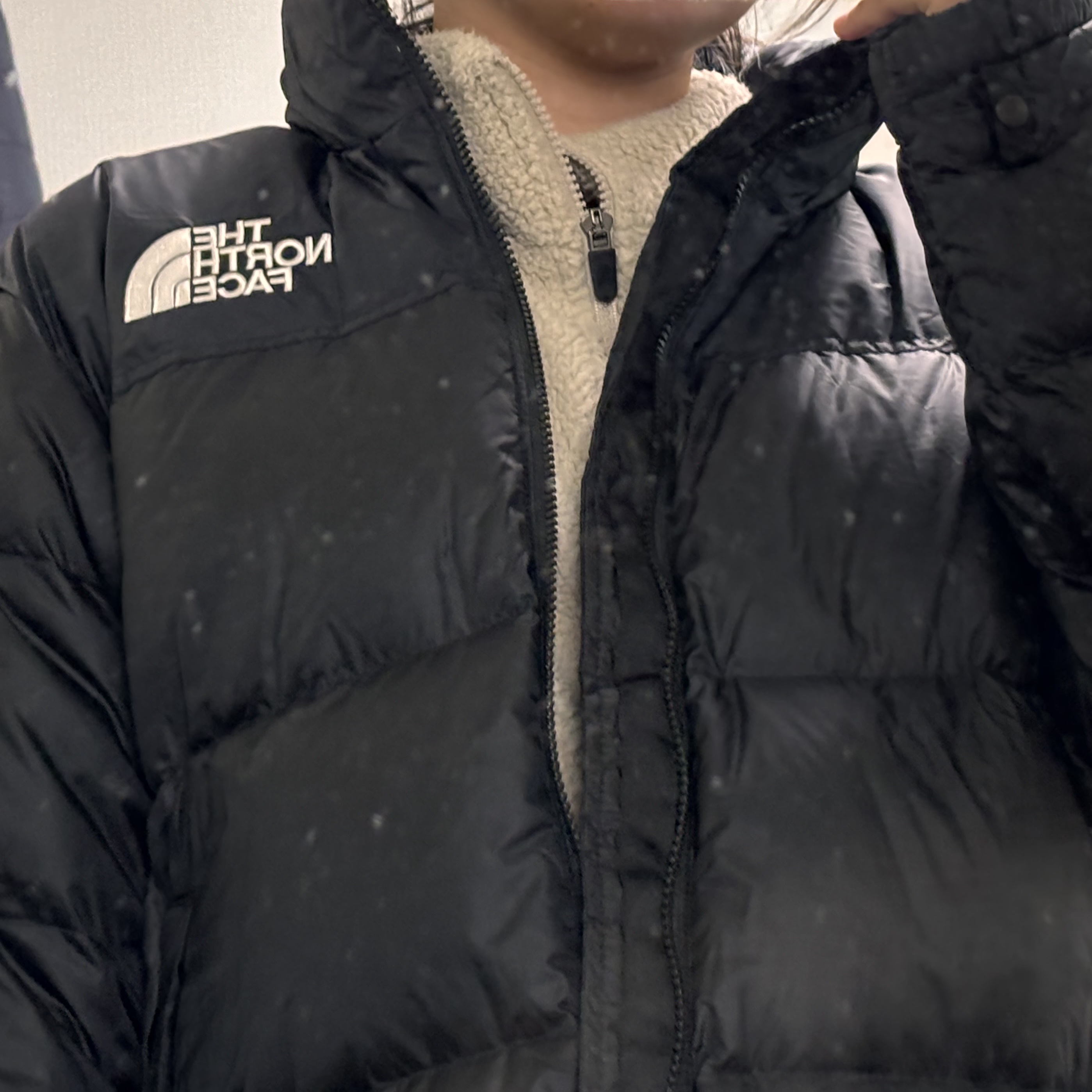 (W) The North Face 1996 Retro Nuptse Jacket Recycled TNF Black 착용 스타일