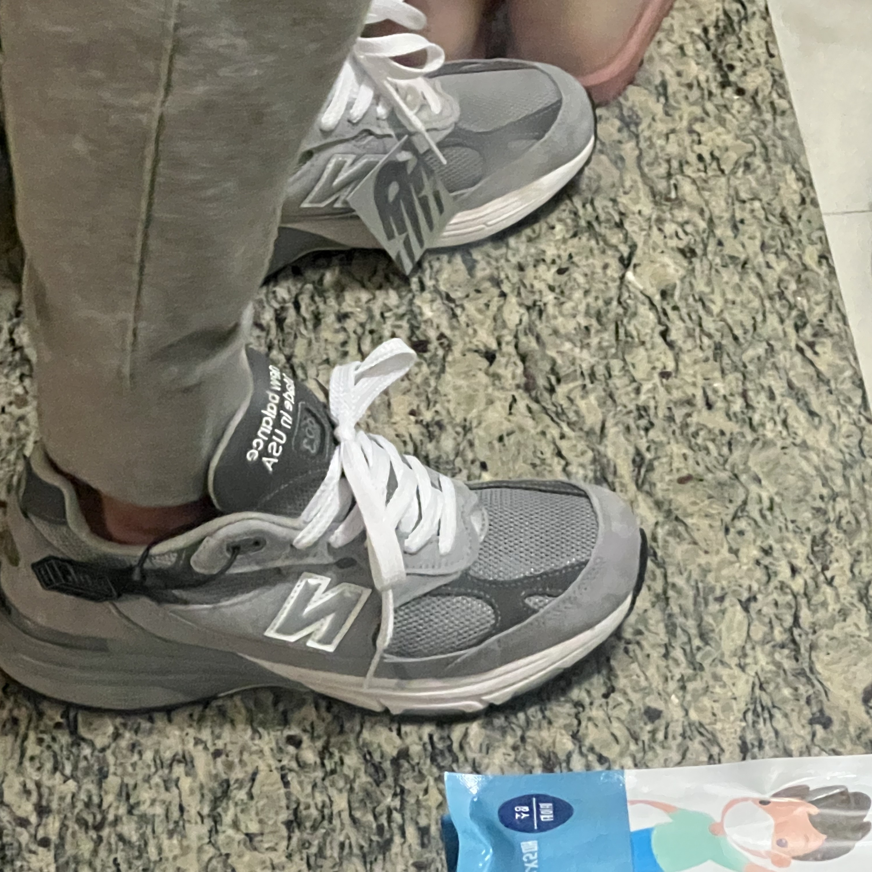 New Balance 993 Made in USA Grey - D Standard 착용 스타일 - 2