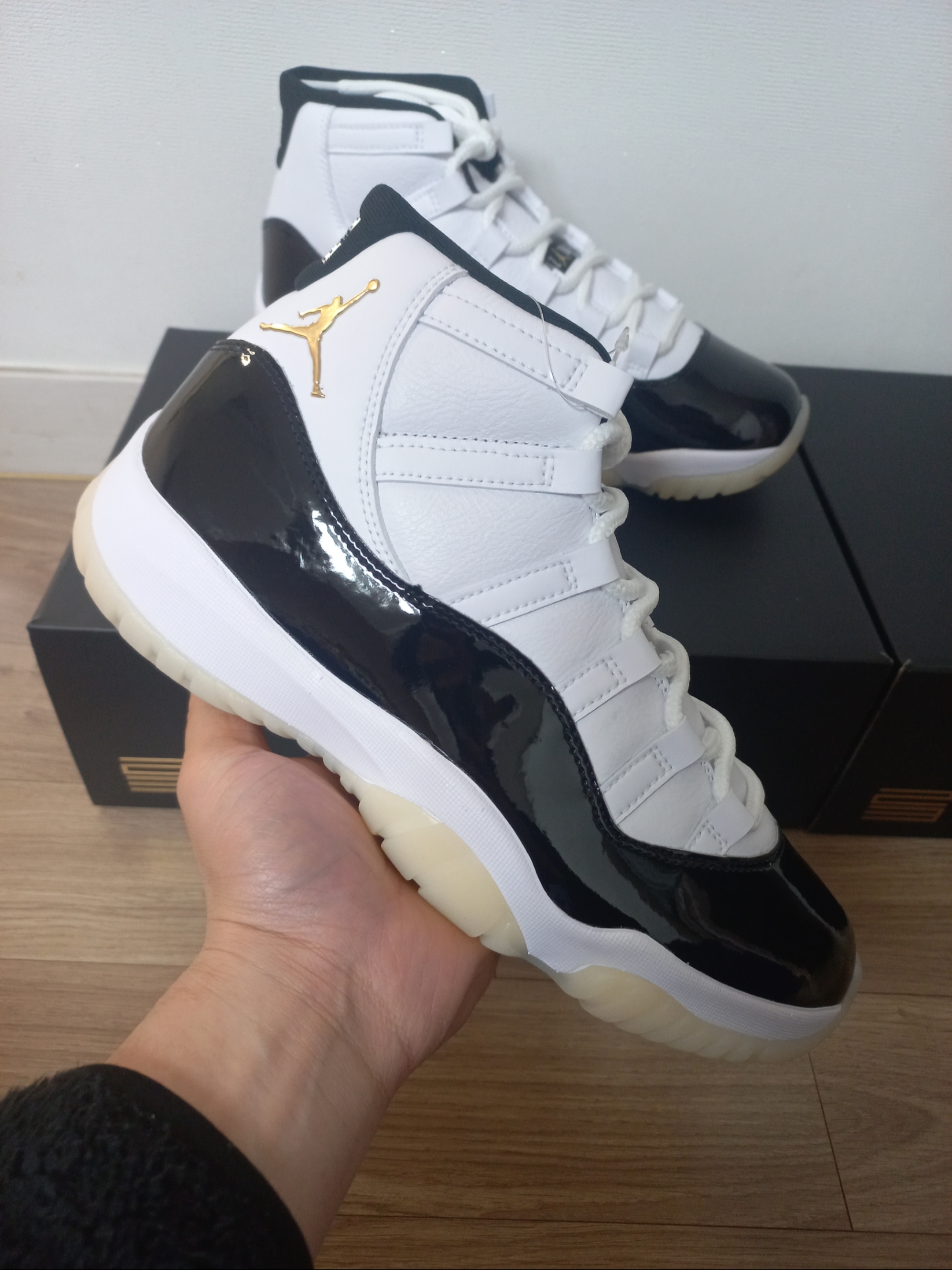 Jordan 11 Retro Gratitude, (GS) Jordan 11 Retro Gratitude 착용 스타일 - 1