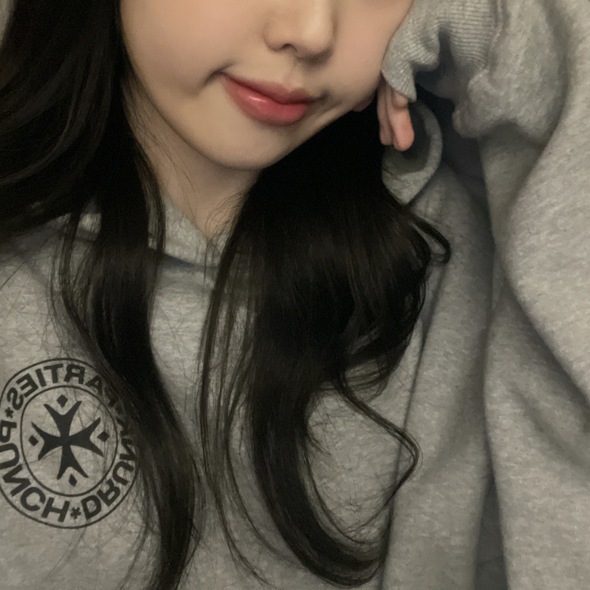 Punch Drunk Parties Circle Logo Oversized Hoodie Gray 착용 스타일
