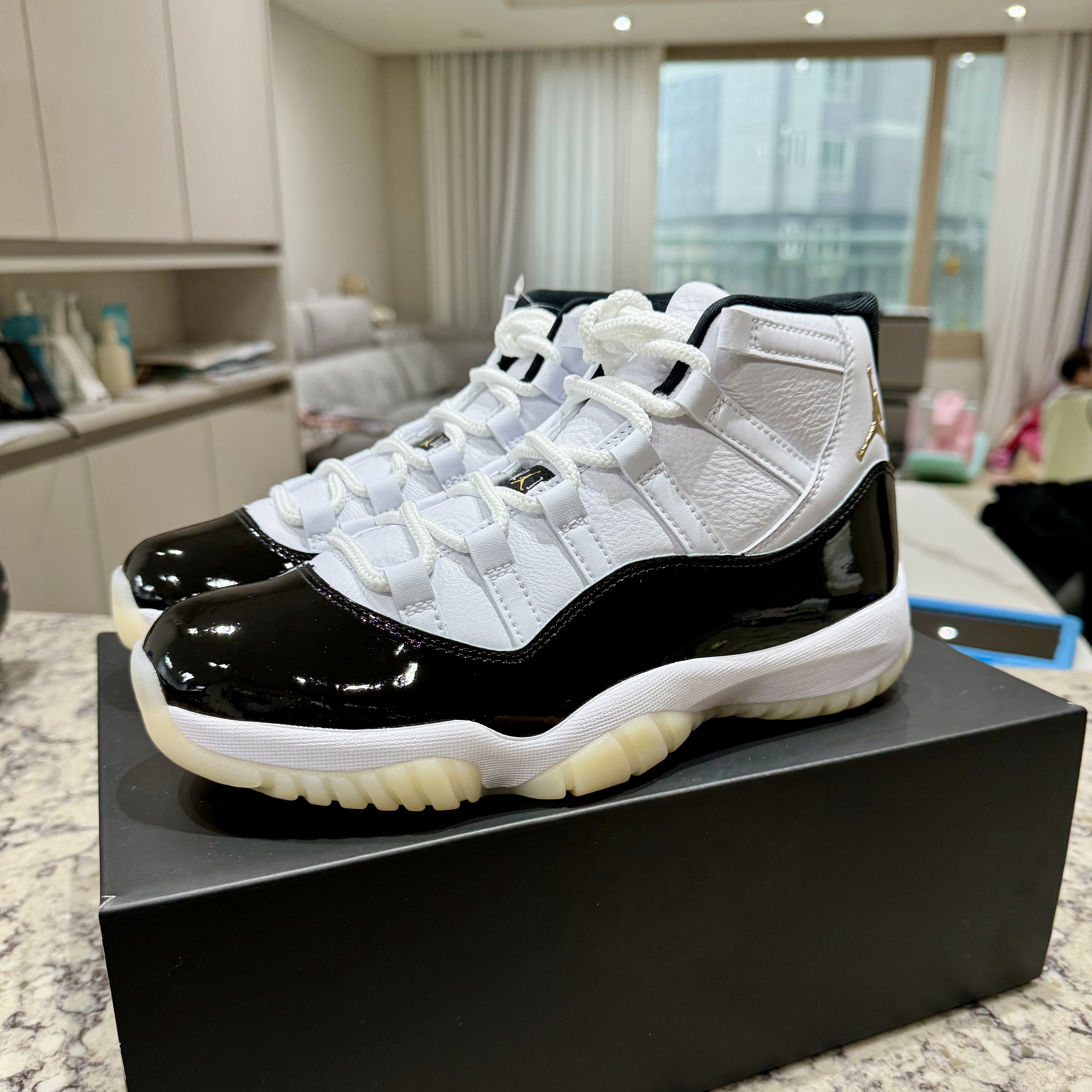 Jordan 11 Retro Gratitude 착용 스타일 - 1