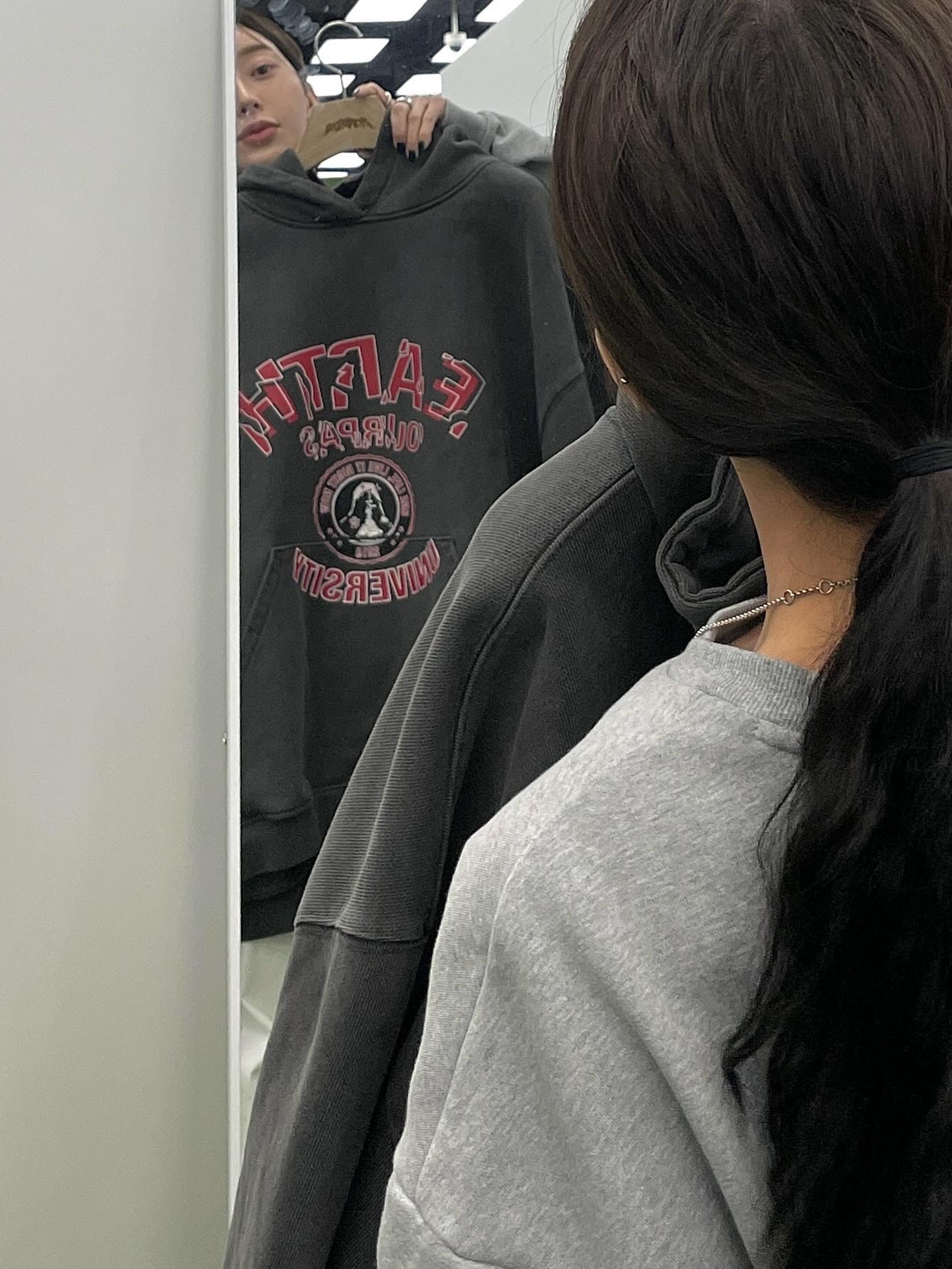 Roa Hiking Katharina Sand, Ourpas 075 Ivy League Hoodie Washed Gray 착용 스타일 - 2
