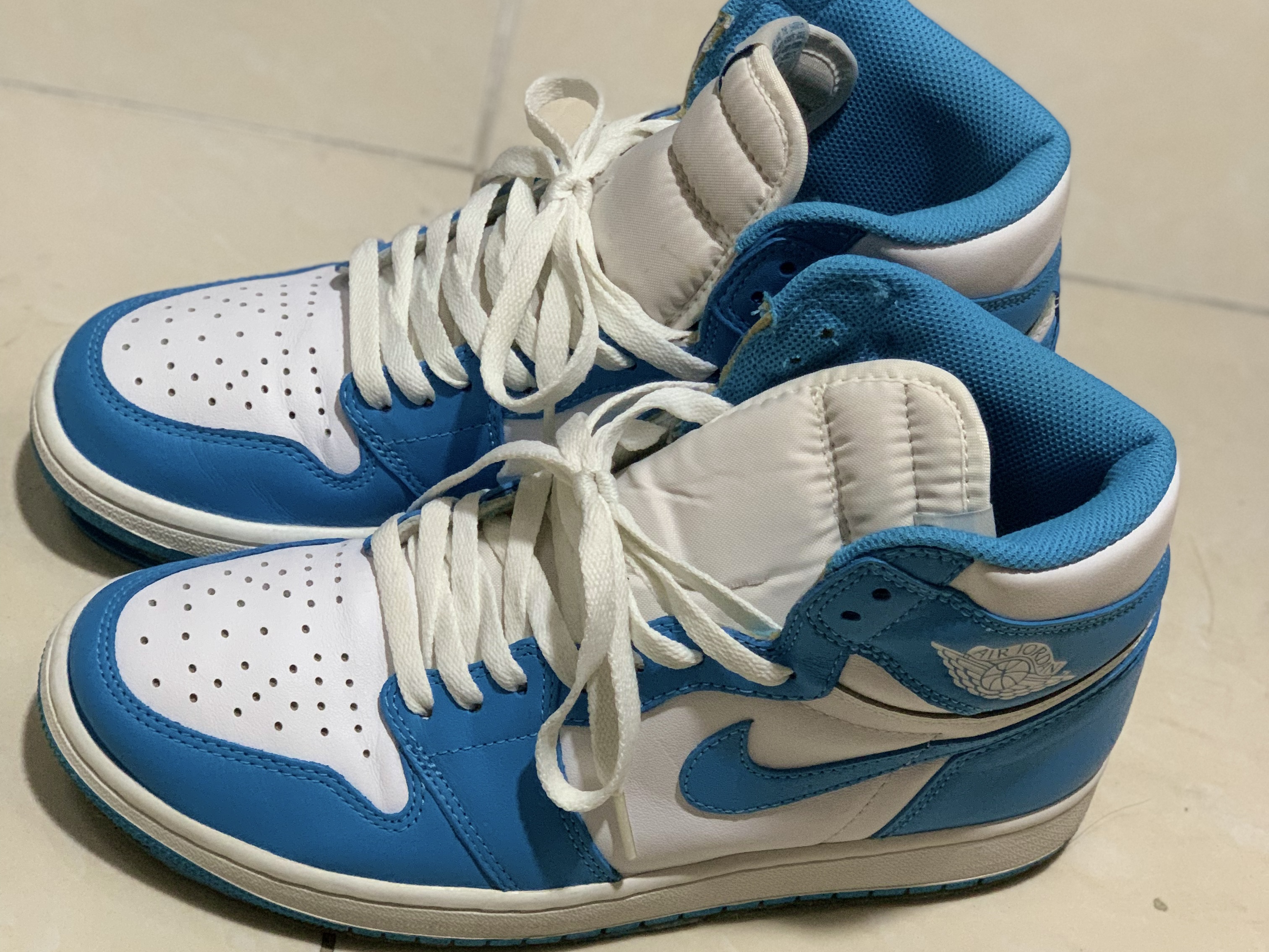 Jordan 1 Retro UNC 착용 스타일