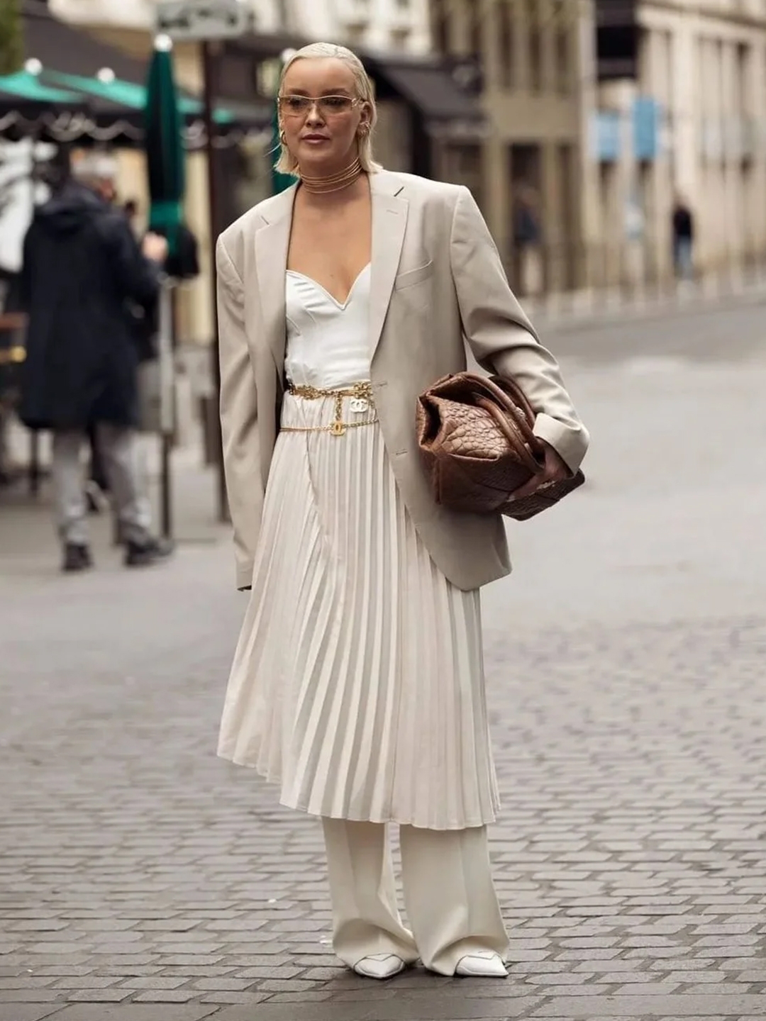 (W) Thom Browne Cotton Stripe Pleated Skirt White, (W) Glowny Tia Double Layered Ruffle Skirt Brown 착용 스타일 - 2
